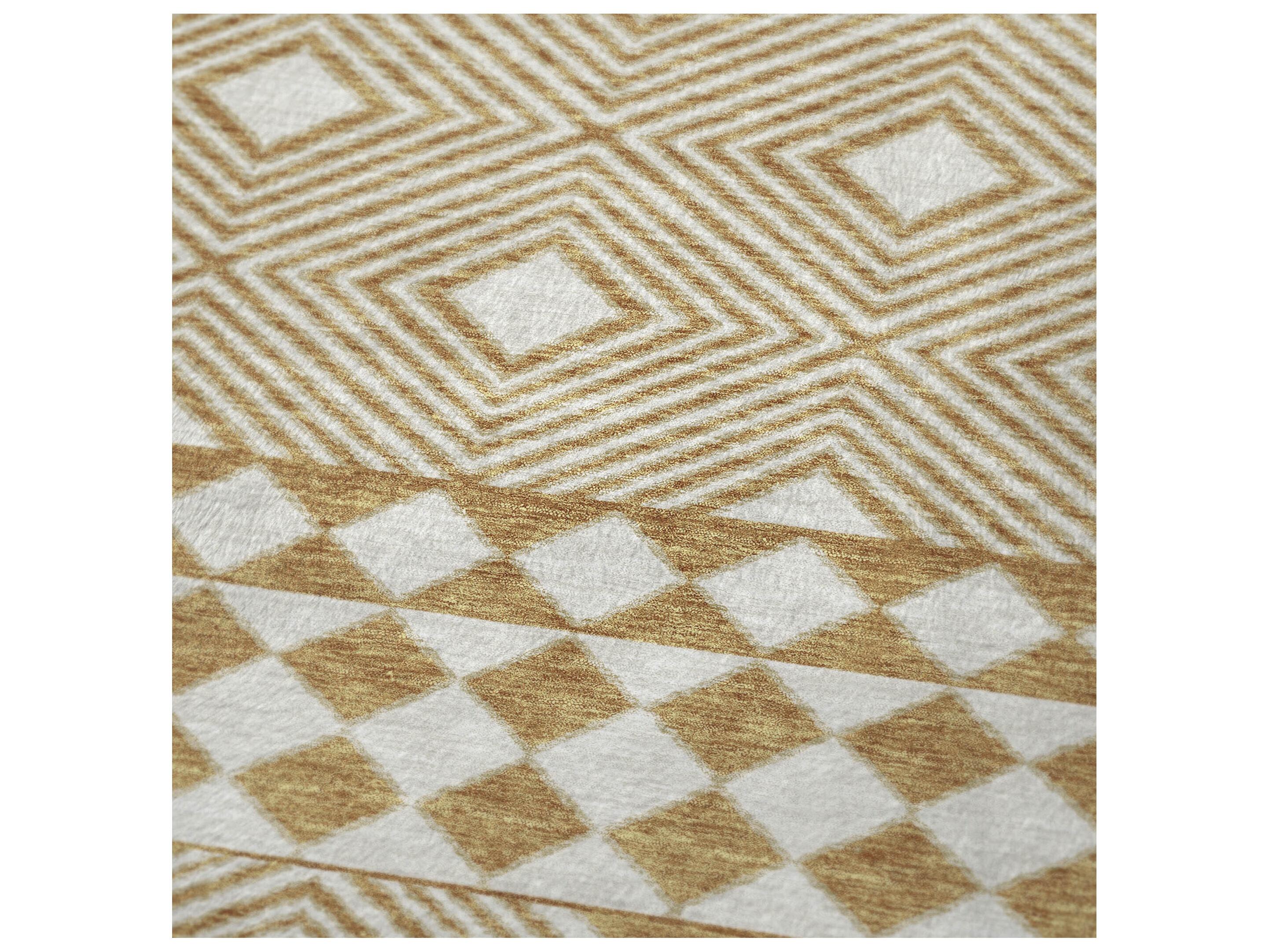 Dalyn Sherpa Gold Polyester Throw