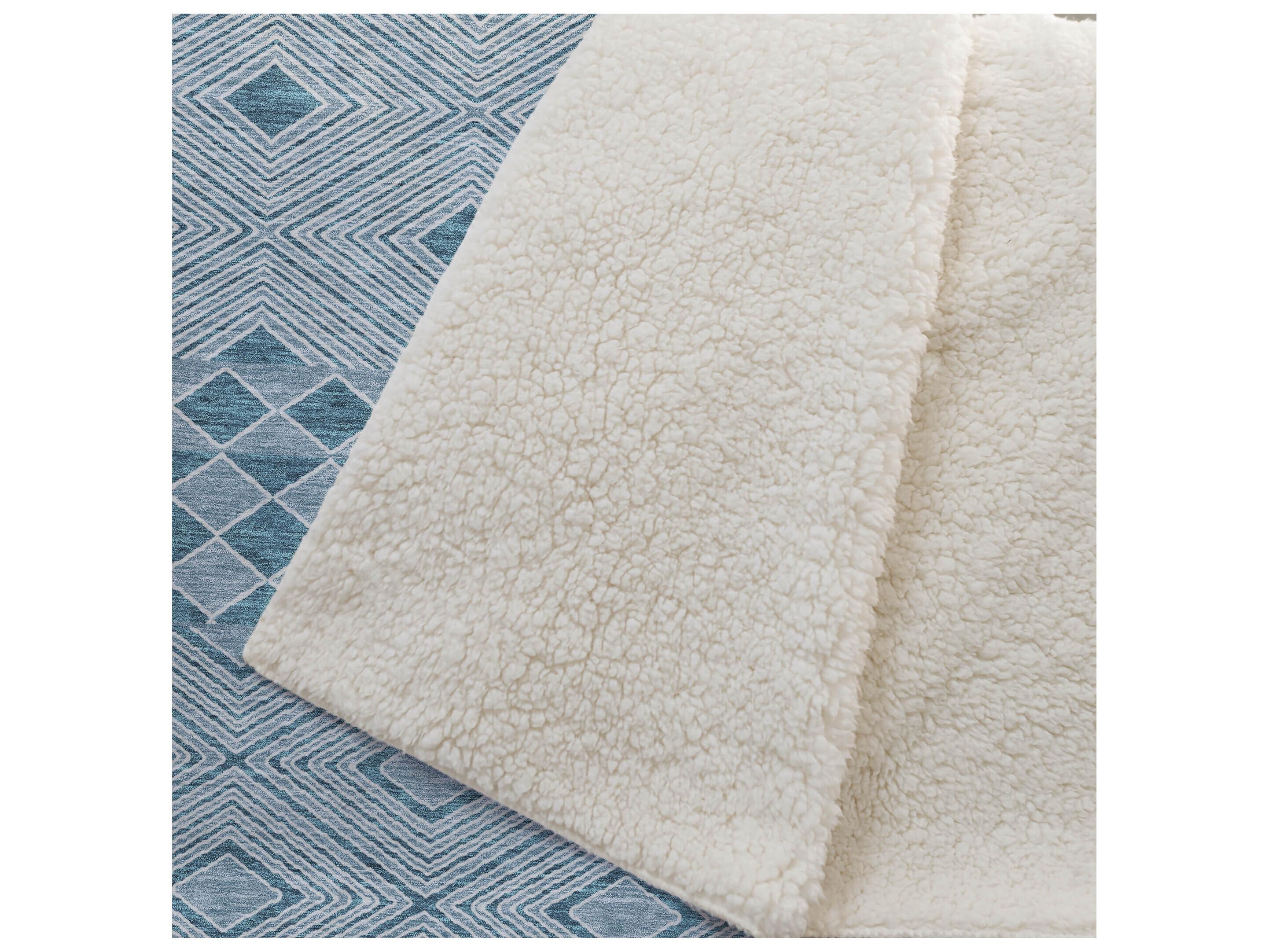 Dalyn Sherpa Teal Polyester Throw