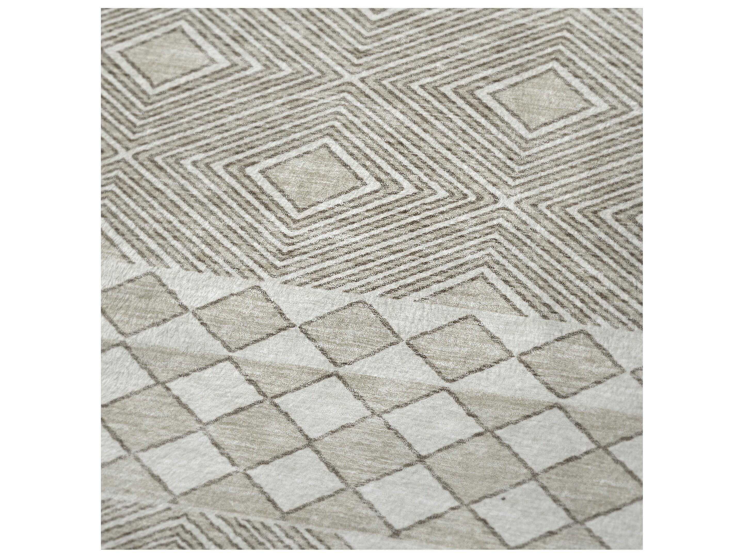 Dalyn Sherpa Brown Polyester Throw