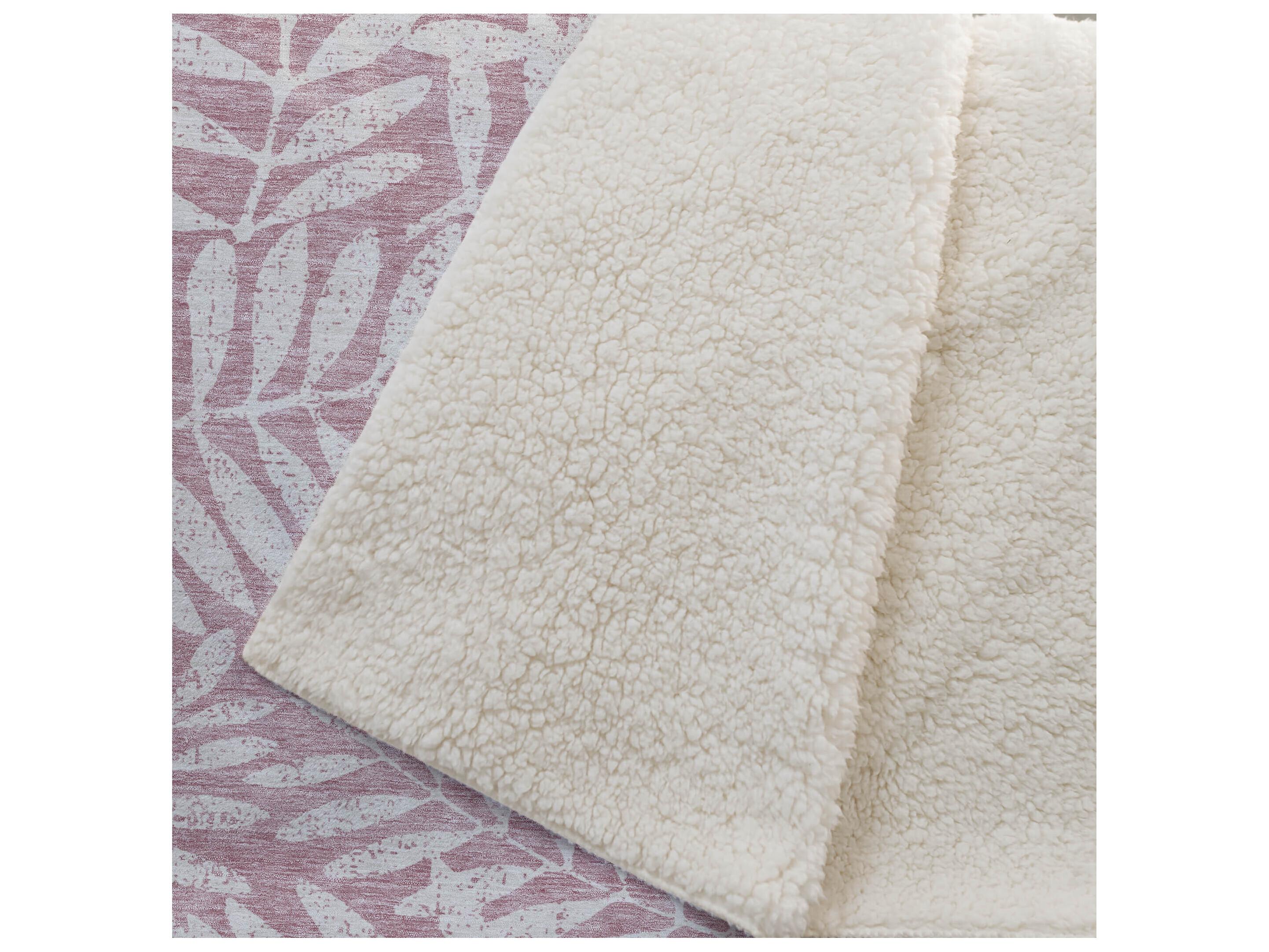 Dalyn Sherpa Pink Polyester Throw