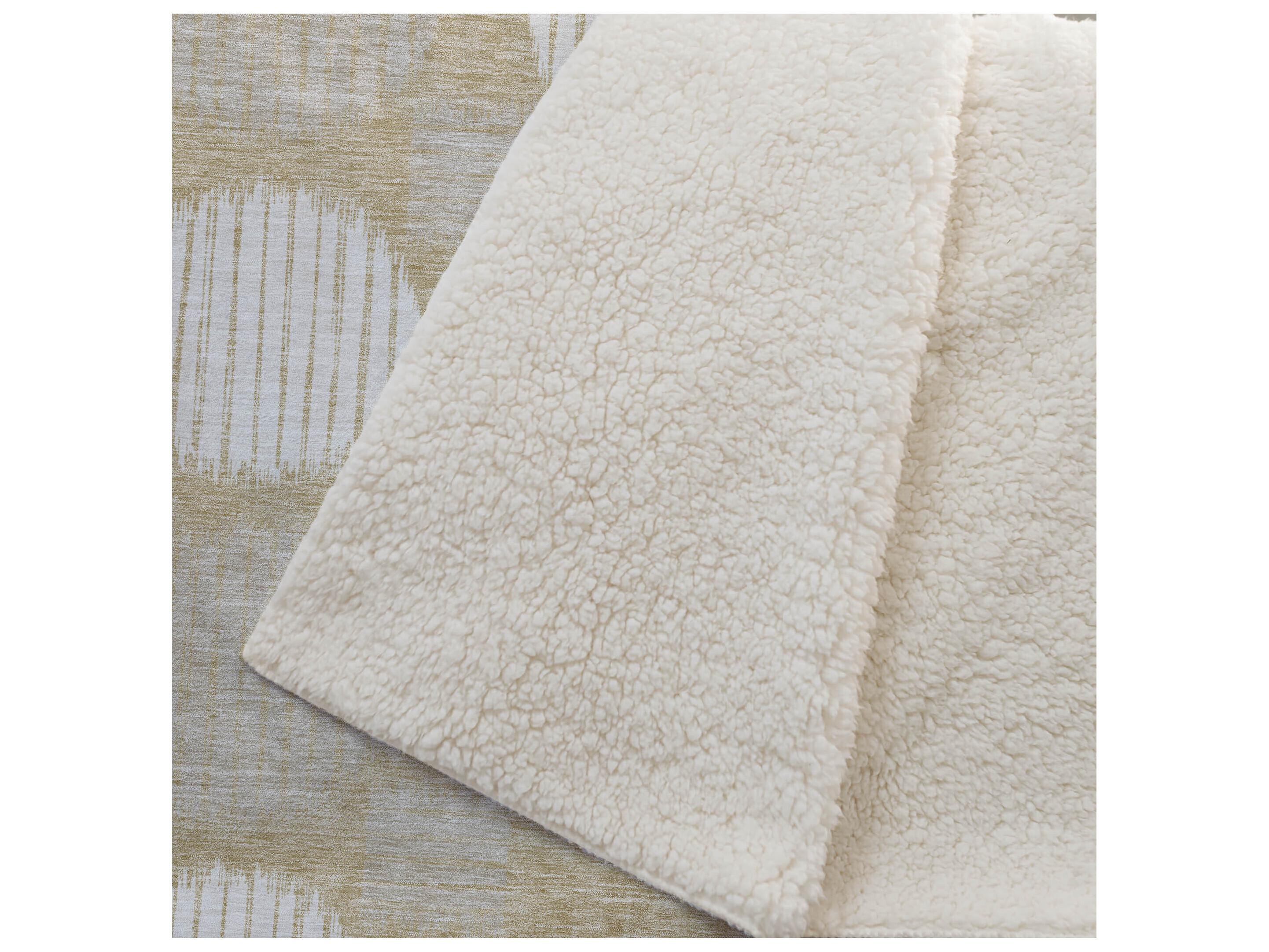 Dalyn Sherpa Gold Polyester Throw