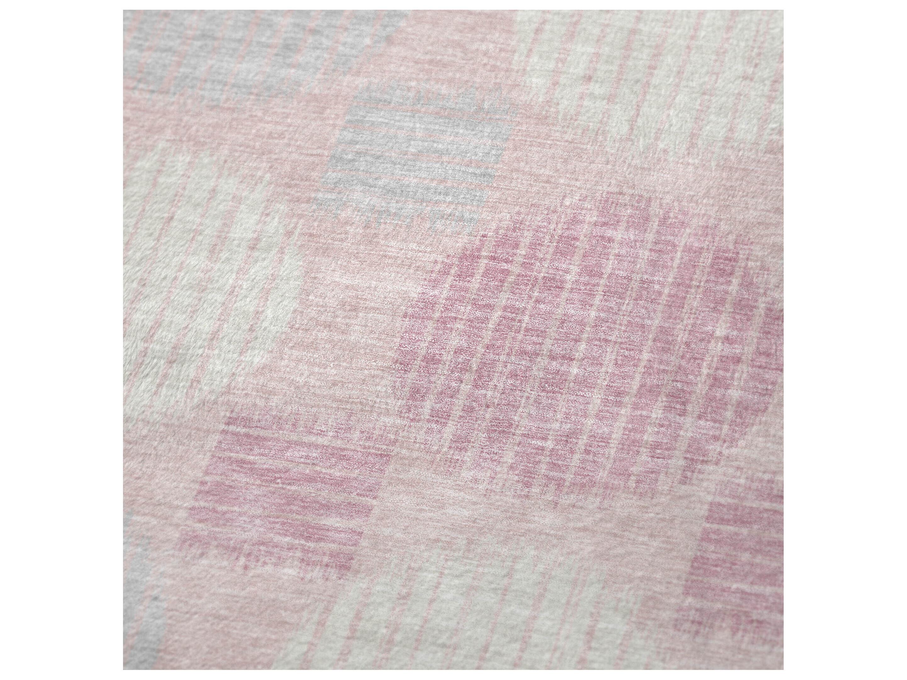 Dalyn Sherpa Pink Polyester Throw