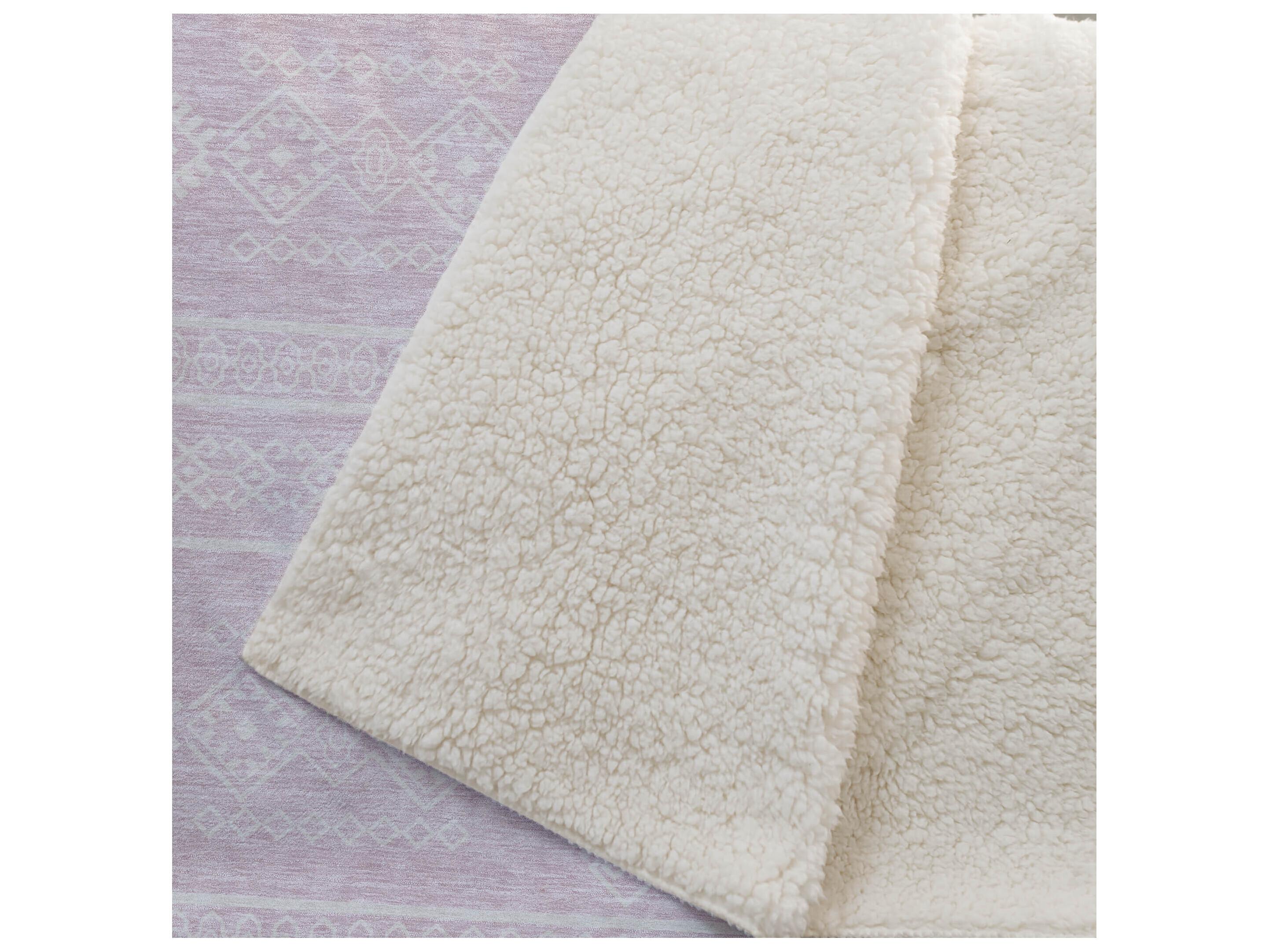 Dalyn Sherpa Pink Polyester Throw