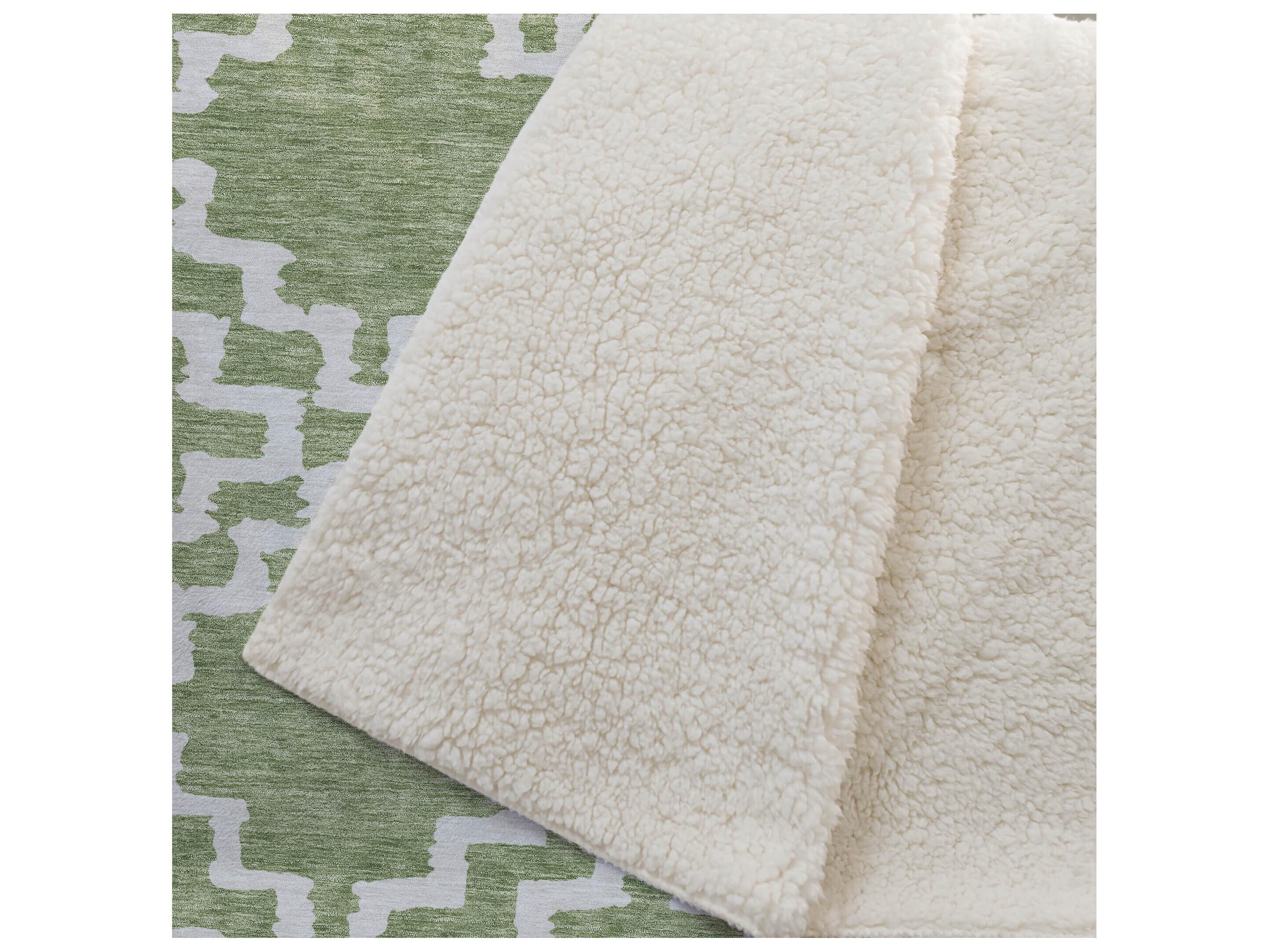 Dalyn Sherpa Green Polyester Throw