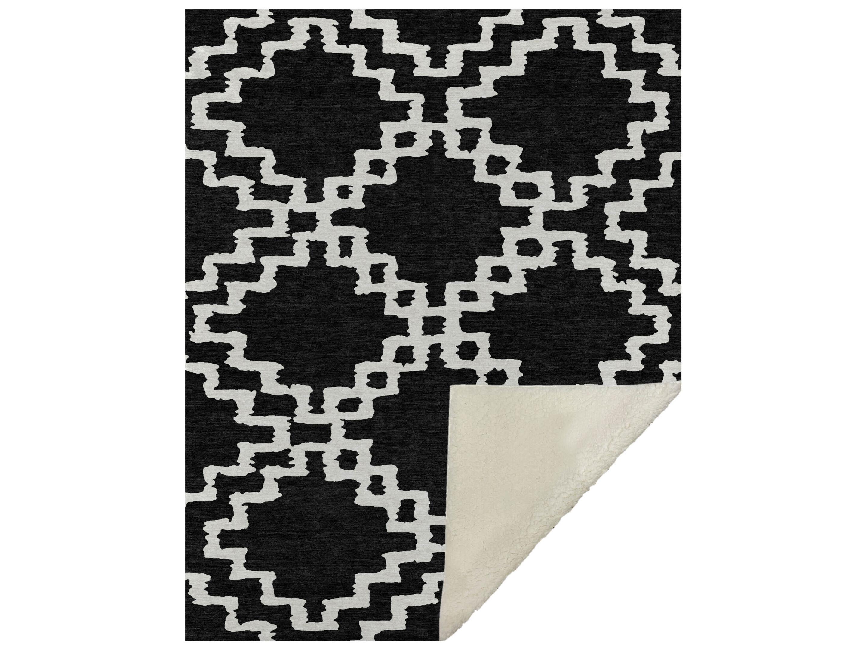 Dalyn Sherpa Black Polyester Throw