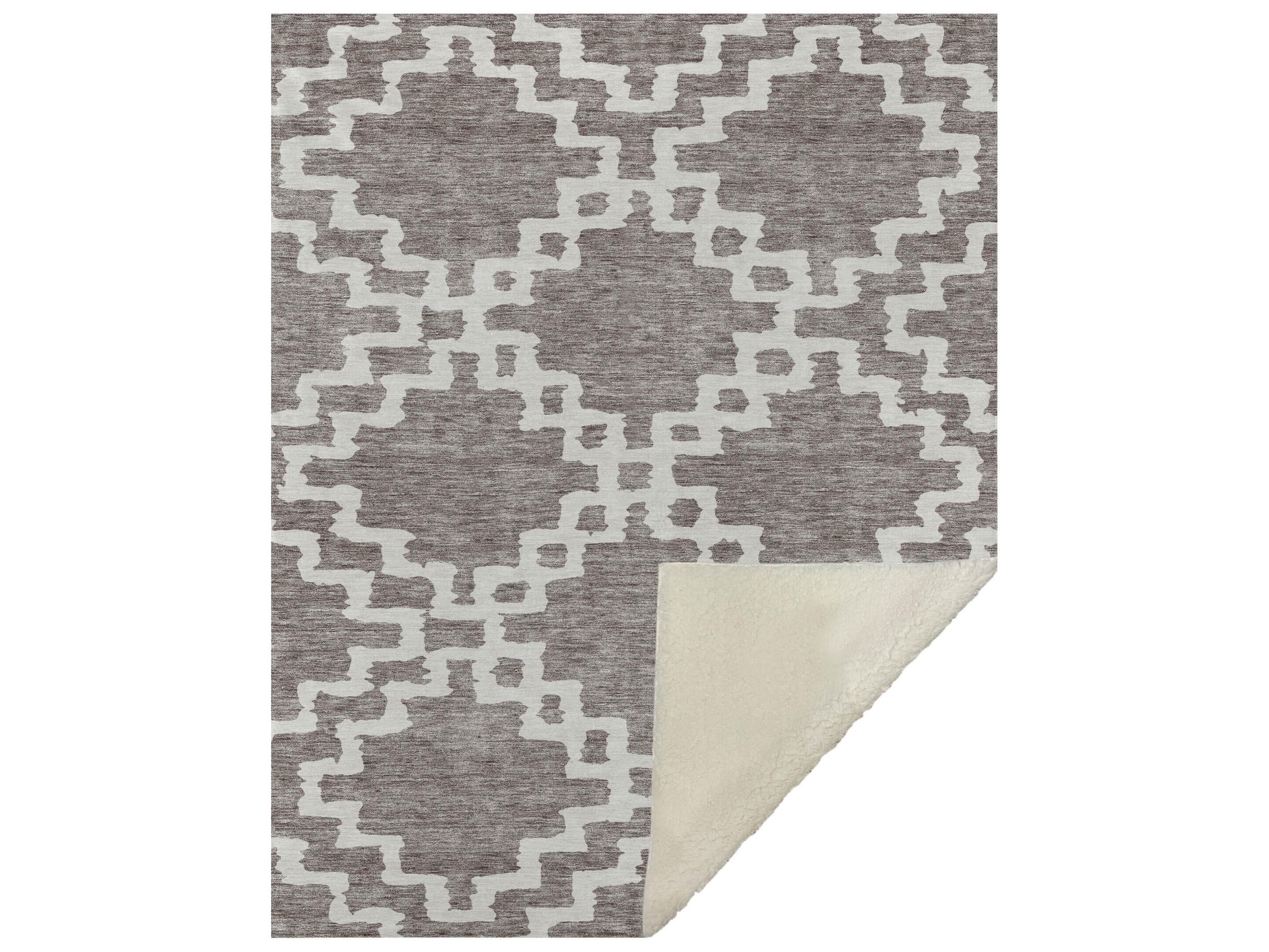Dalyn Sherpa Brown Polyester Throw