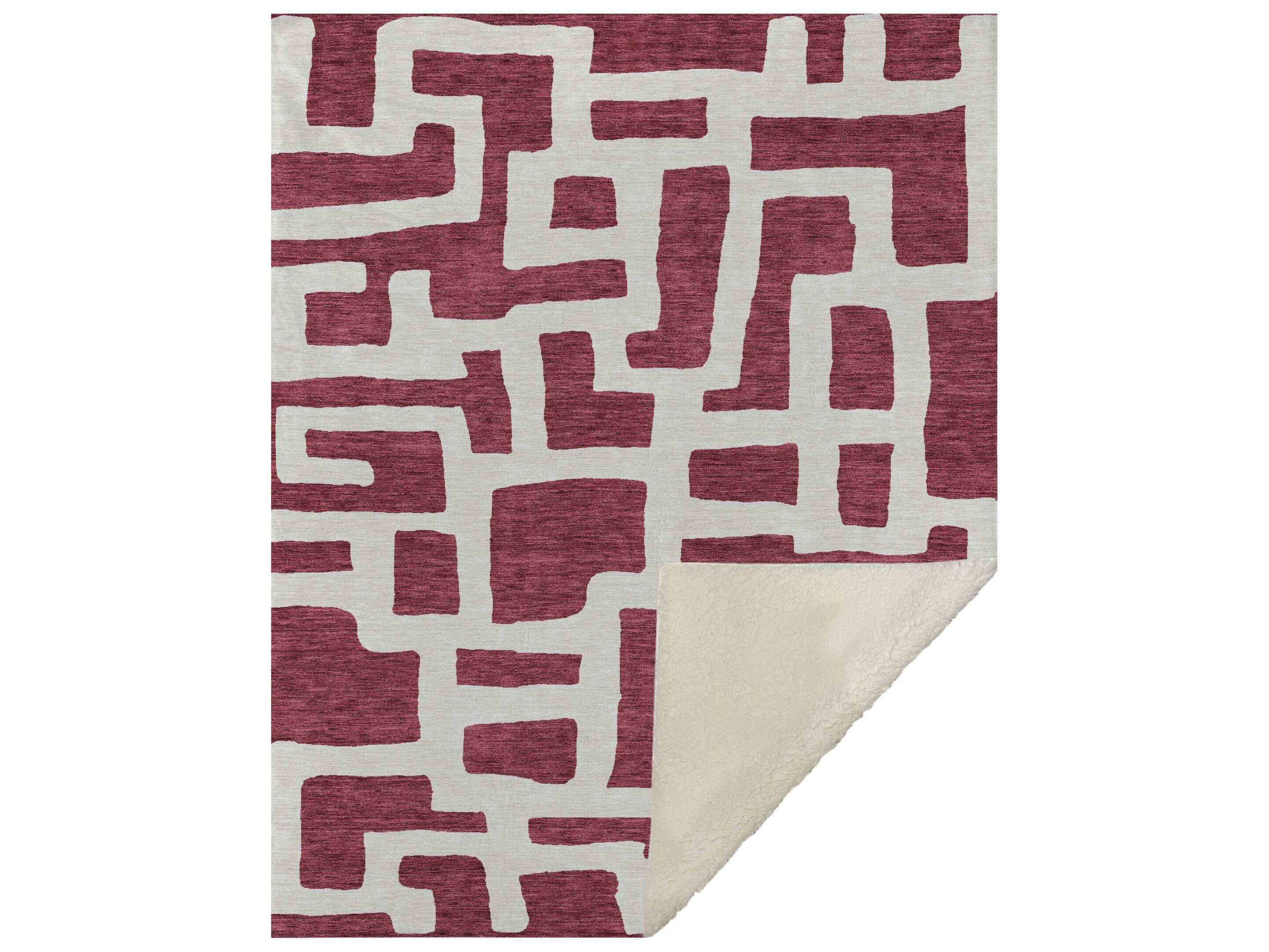 Dalyn Sherpa Red Polyester Throw