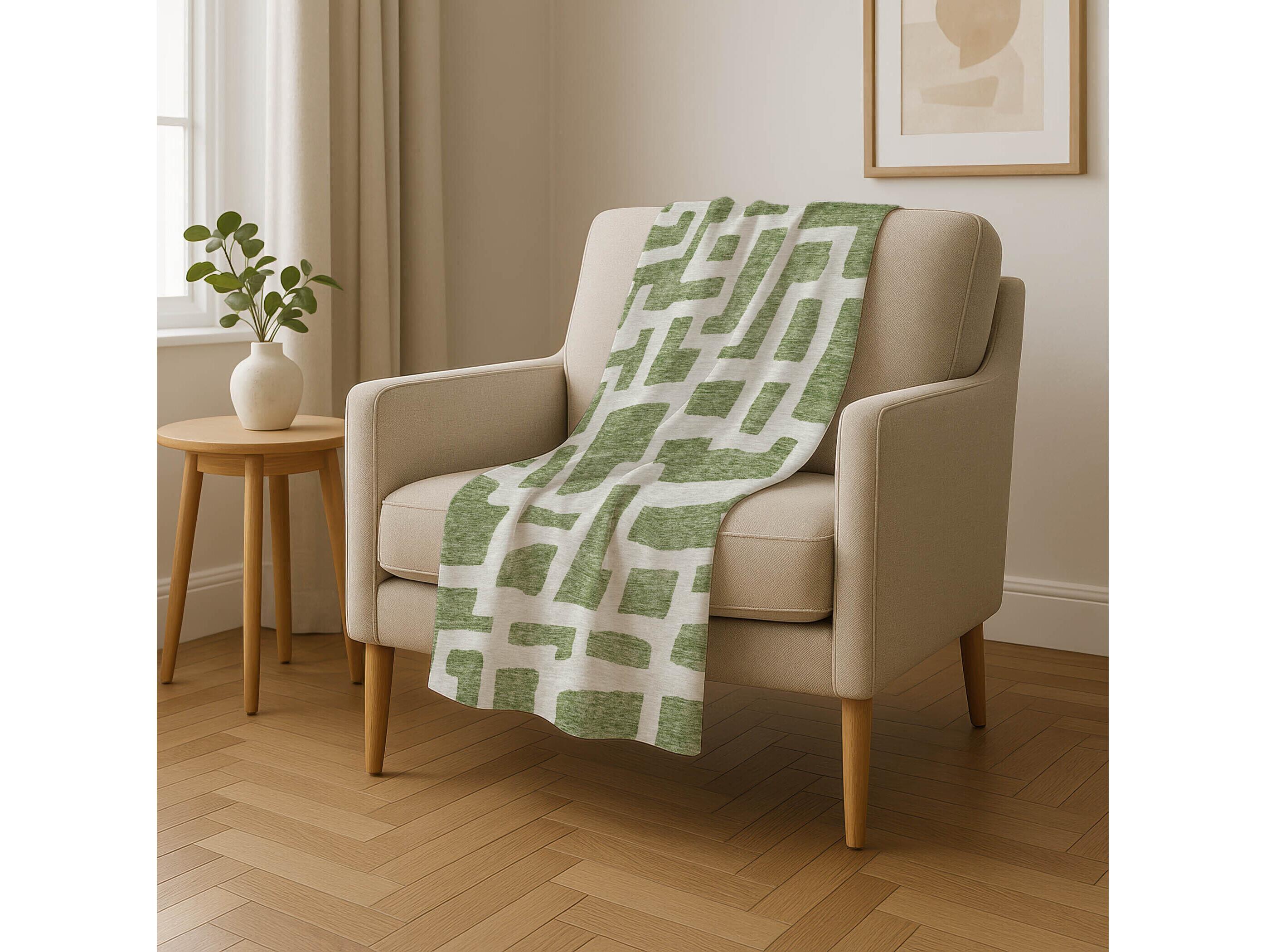Dalyn Sherpa Green Polyester Throw