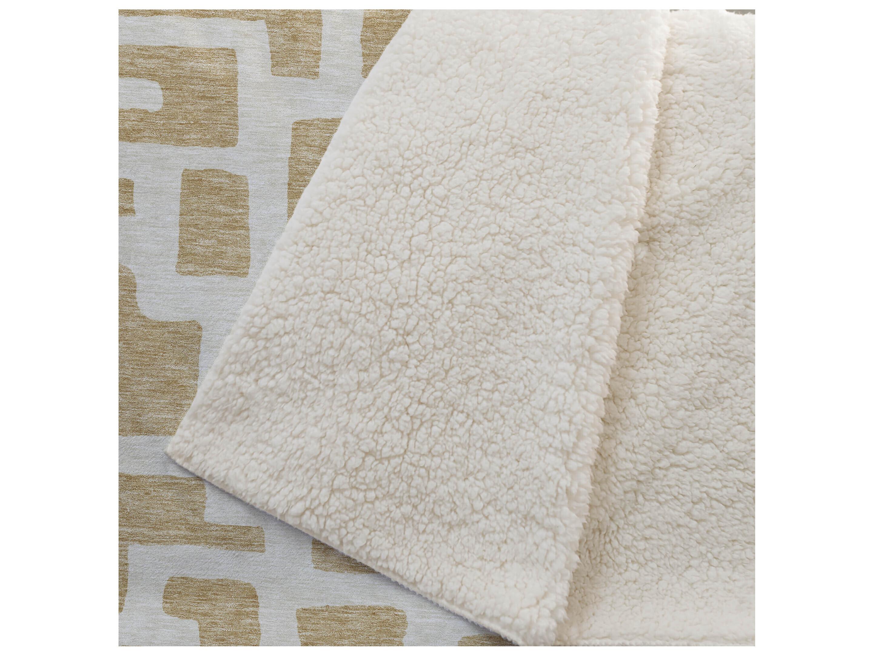 Dalyn Sherpa Gold Polyester Throw