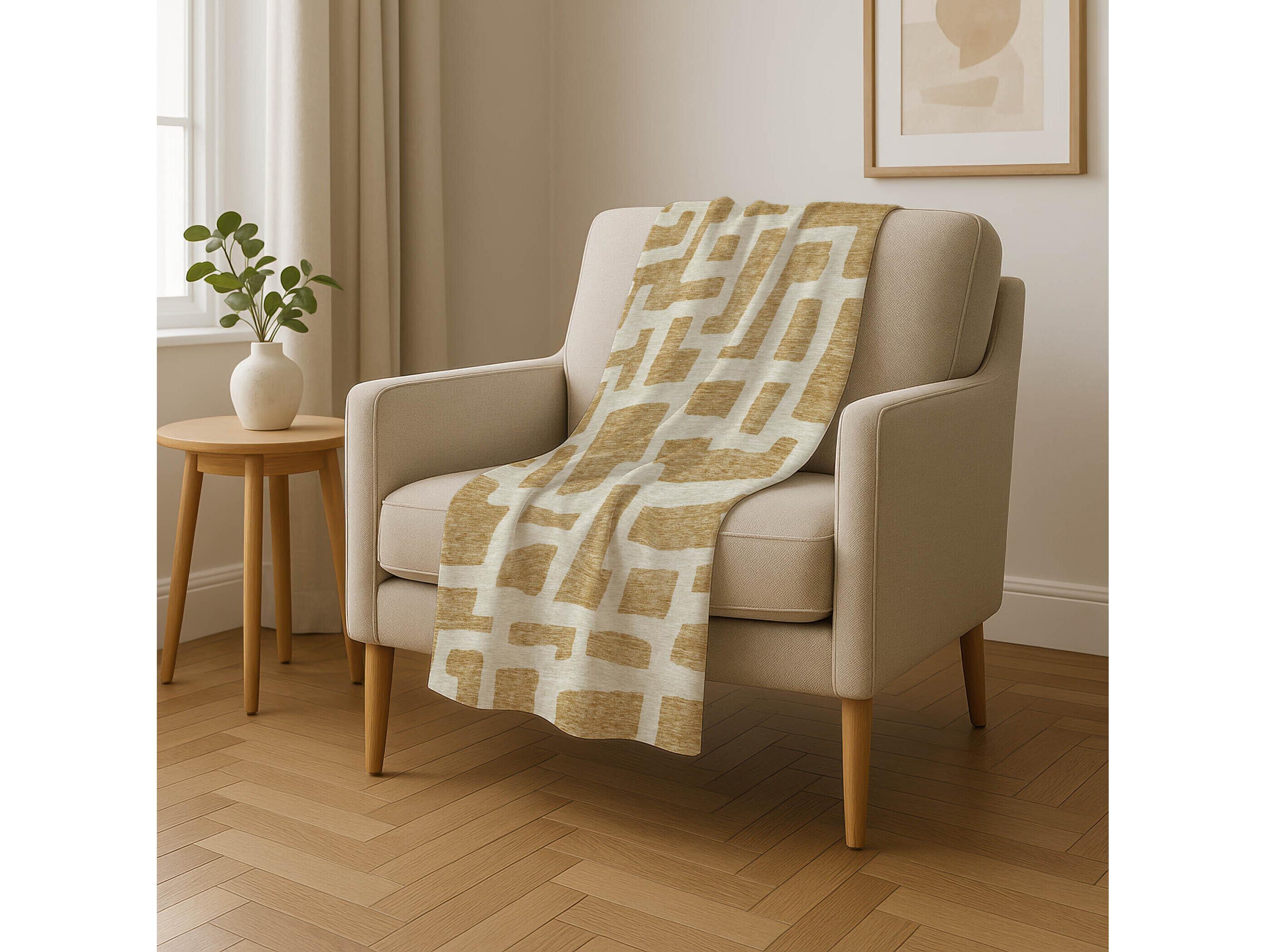 Dalyn Sherpa Gold Polyester Throw