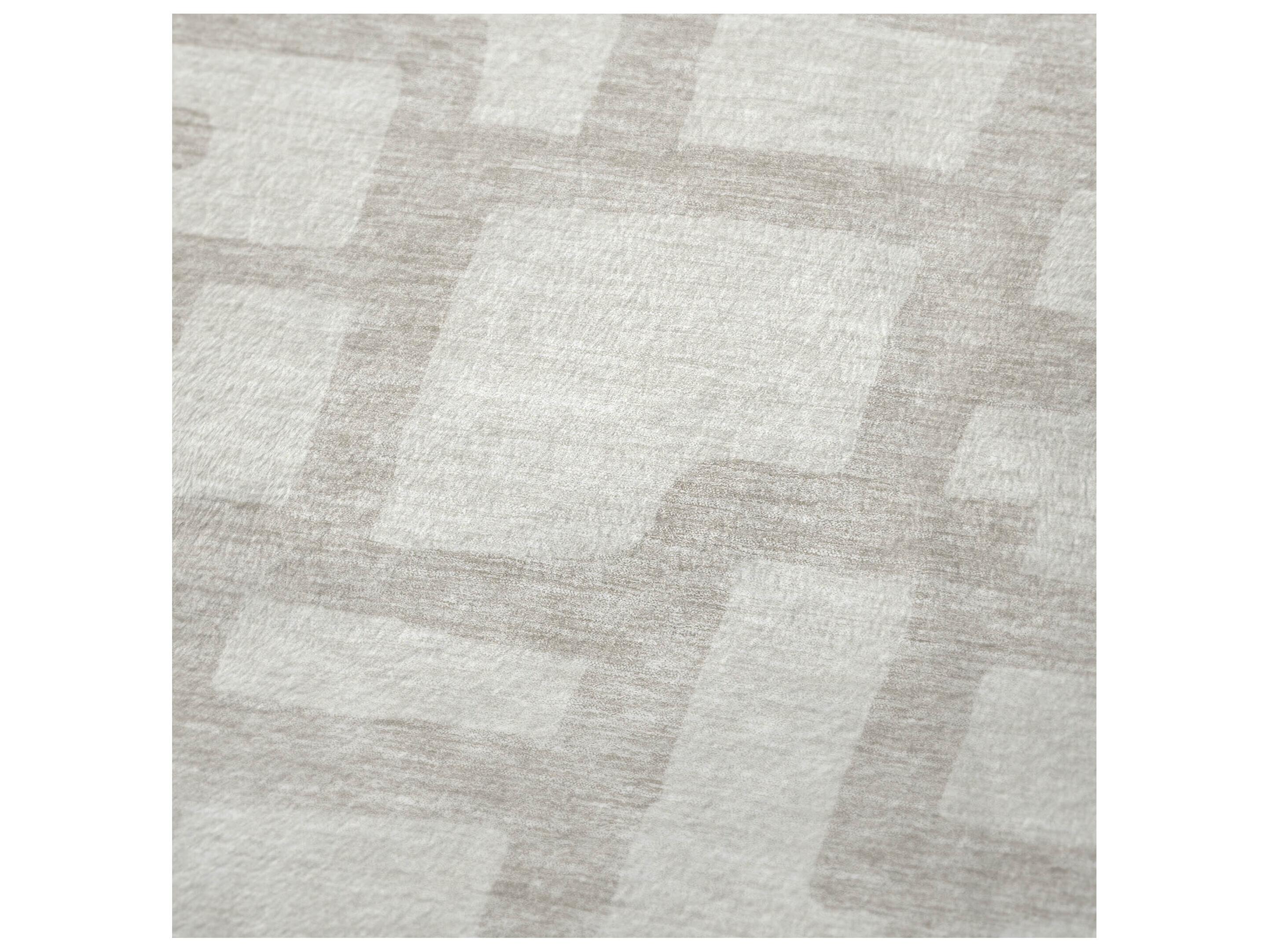 Dalyn Sherpa Ivory Polyester Throw