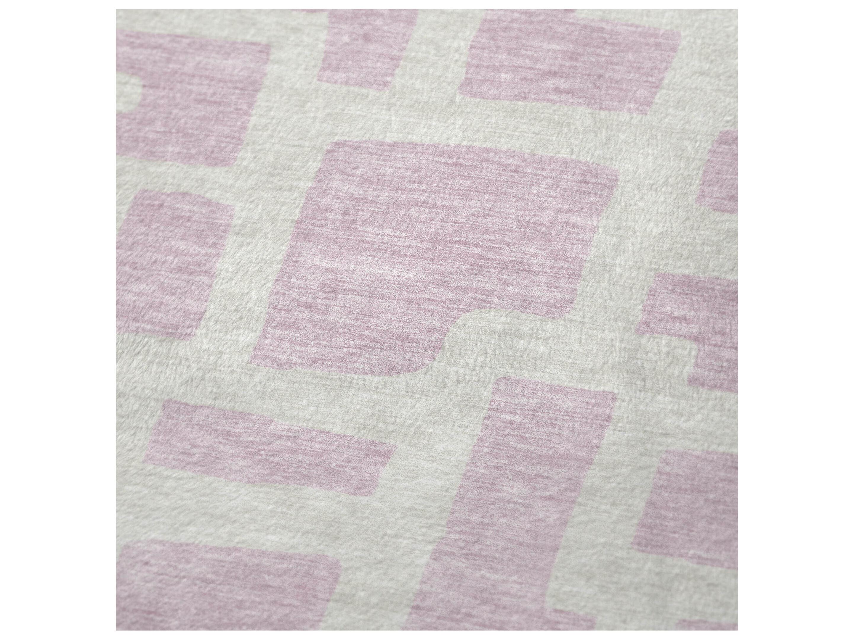 Dalyn Sherpa Pink Polyester Throw