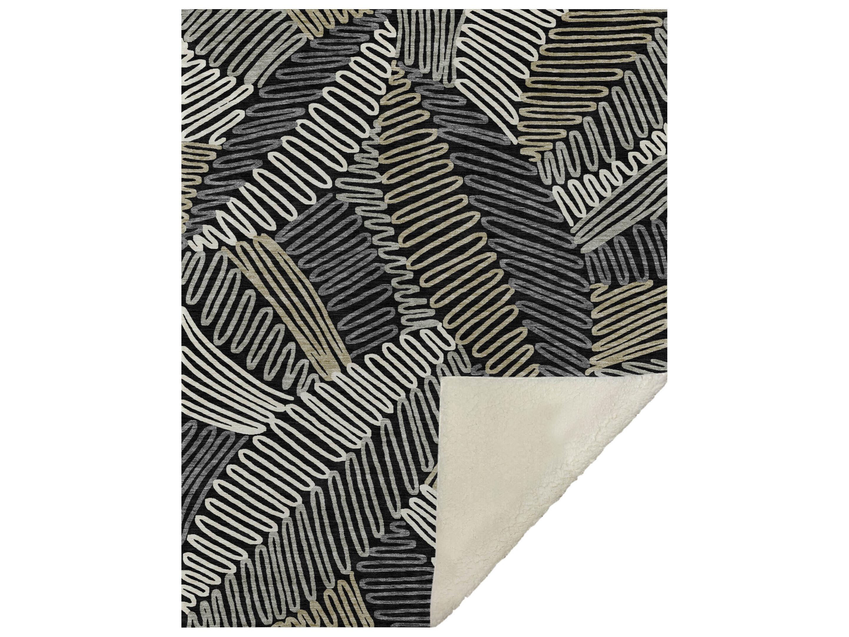 Dalyn Sherpa Black Polyester Throw