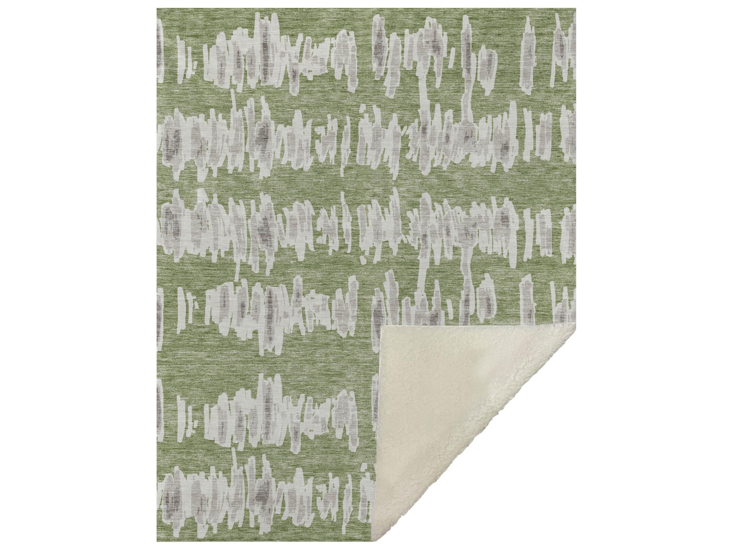 Dalyn Sherpa Green Polyester Throw