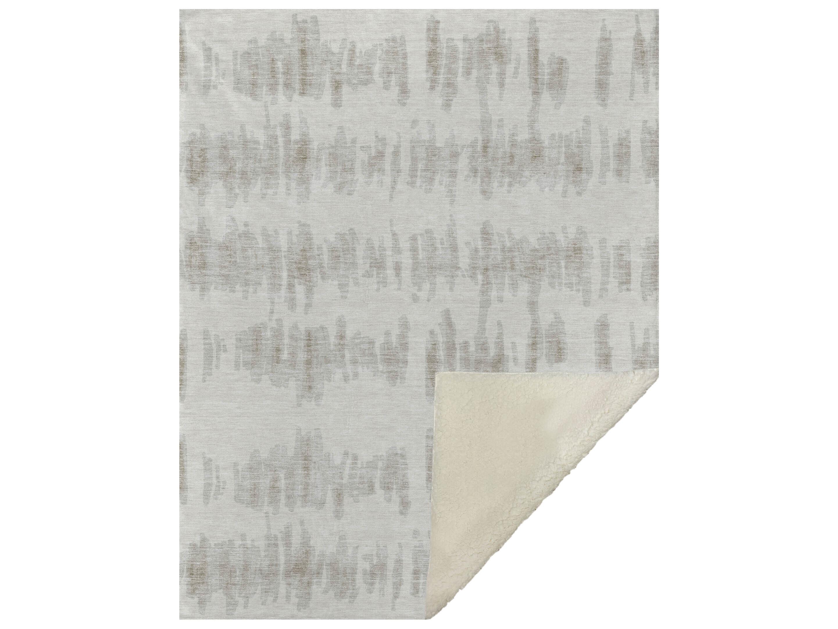 Dalyn Sherpa Ivory Polyester Throw