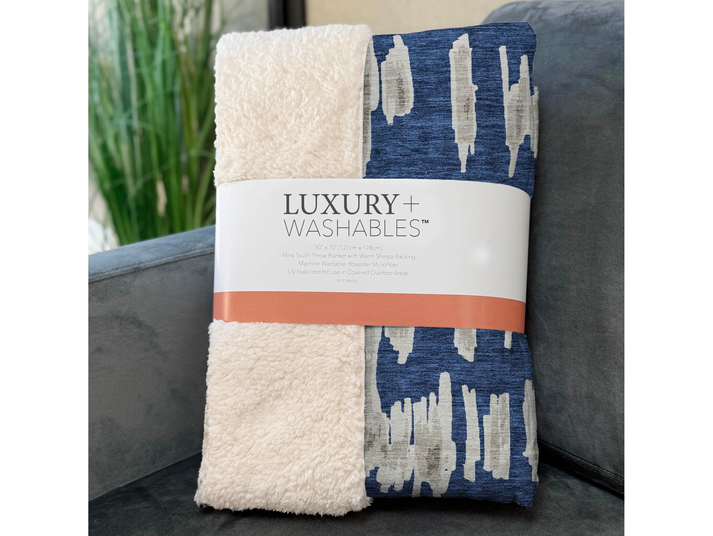 Dalyn Sherpa Blue Polyester Throw