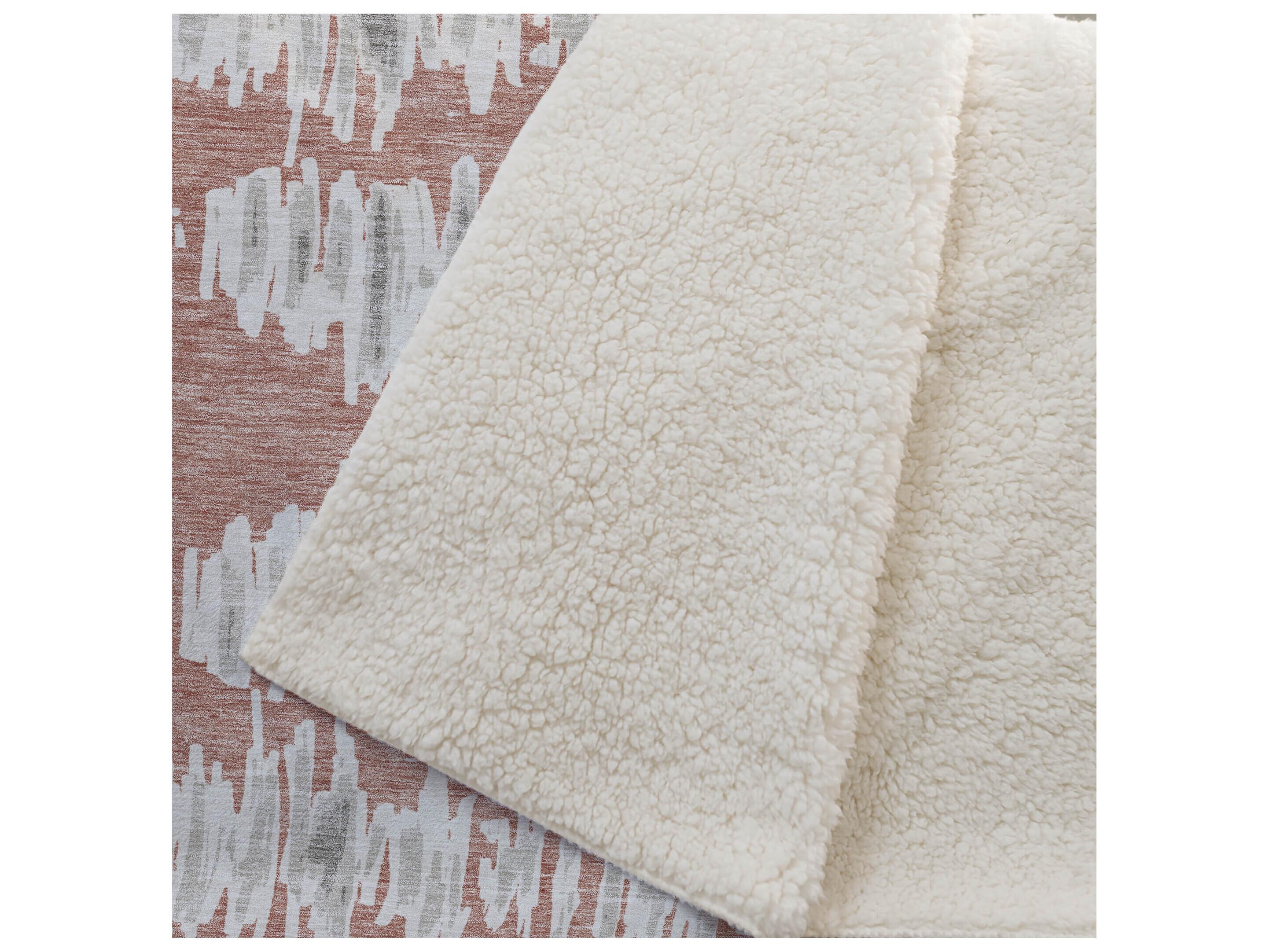 Dalyn Sherpa Orange Polyester Throw