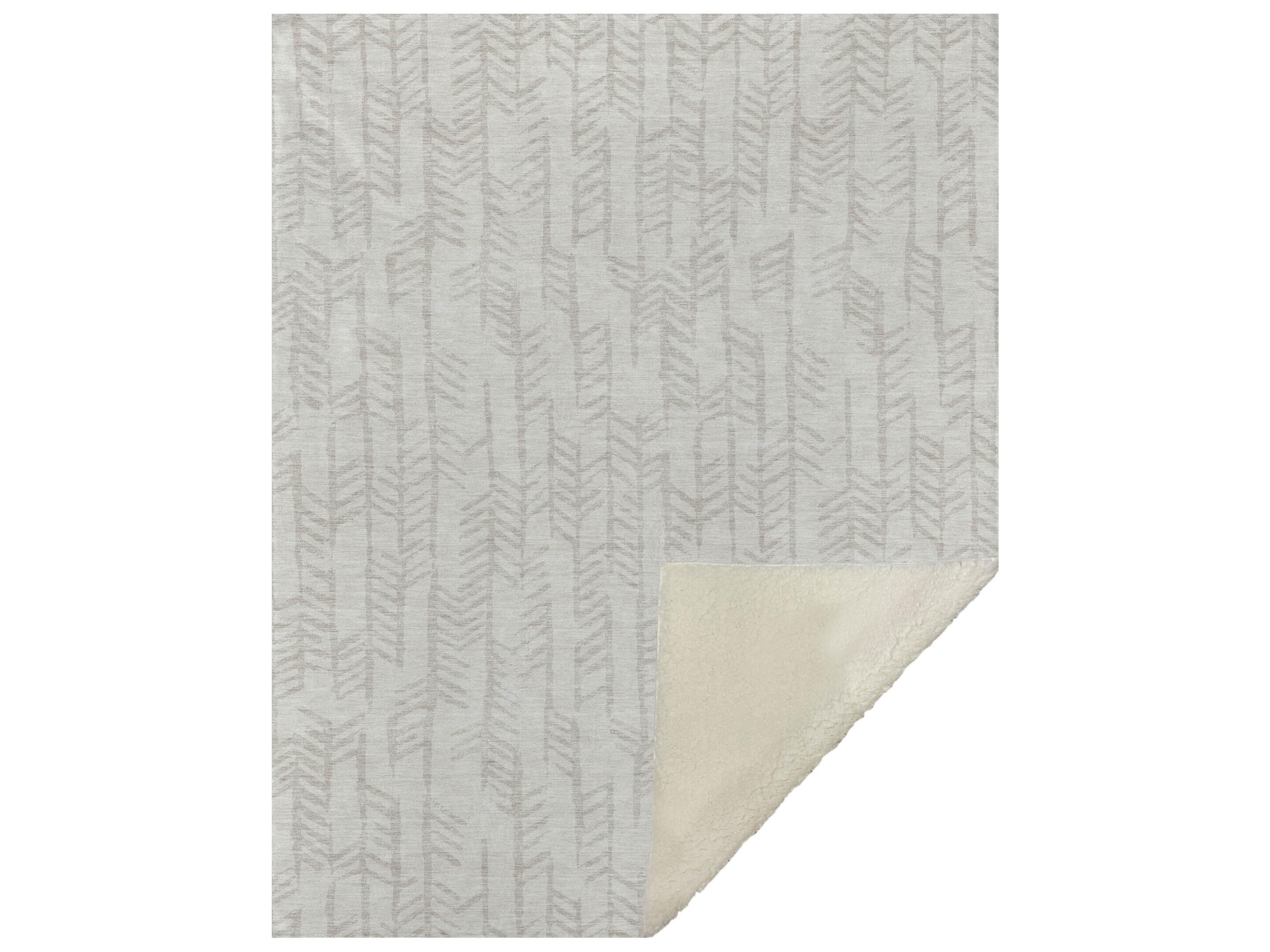 Dalyn Sherpa Ivory Polyester Throw