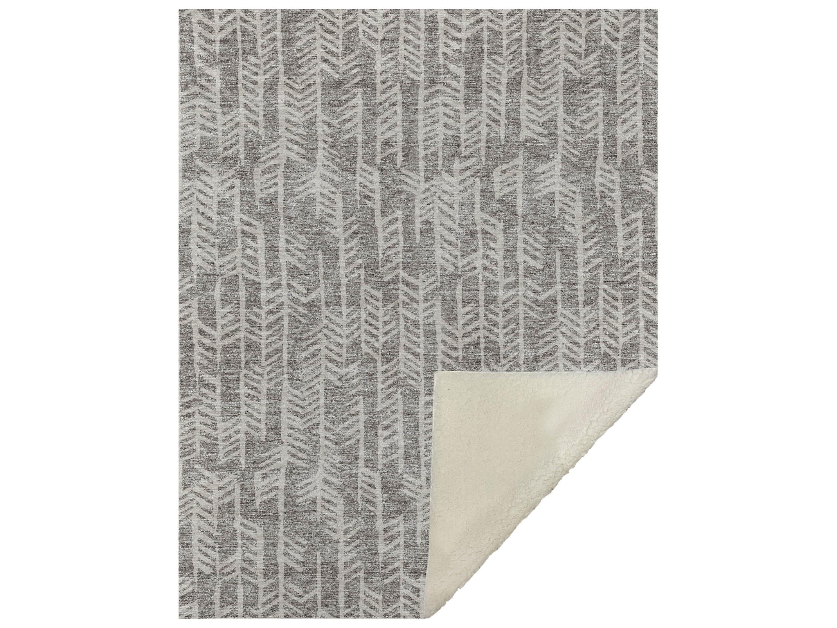 Dalyn Sherpa Brown Polyester Throw