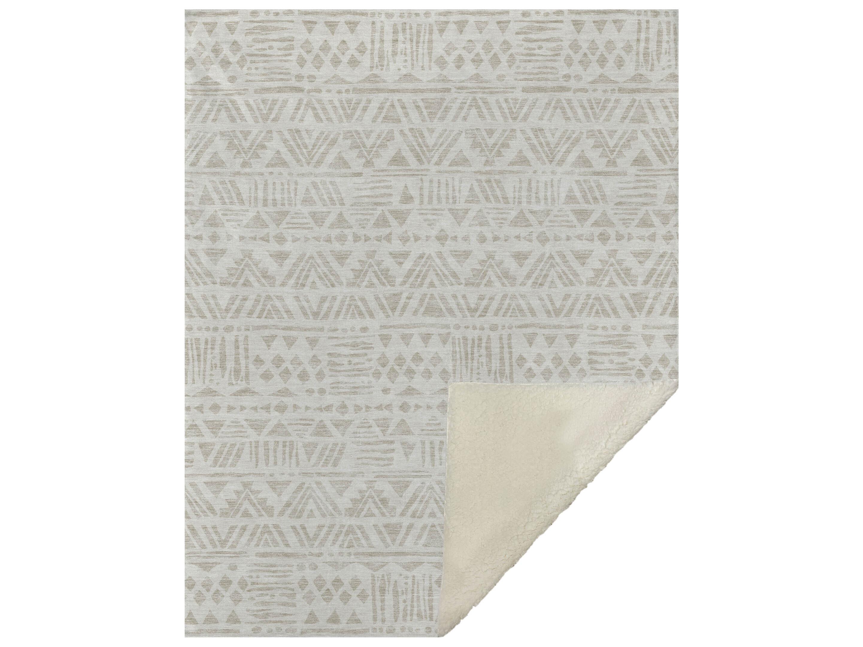 Dalyn Sherpa Ivory Polyester Throw