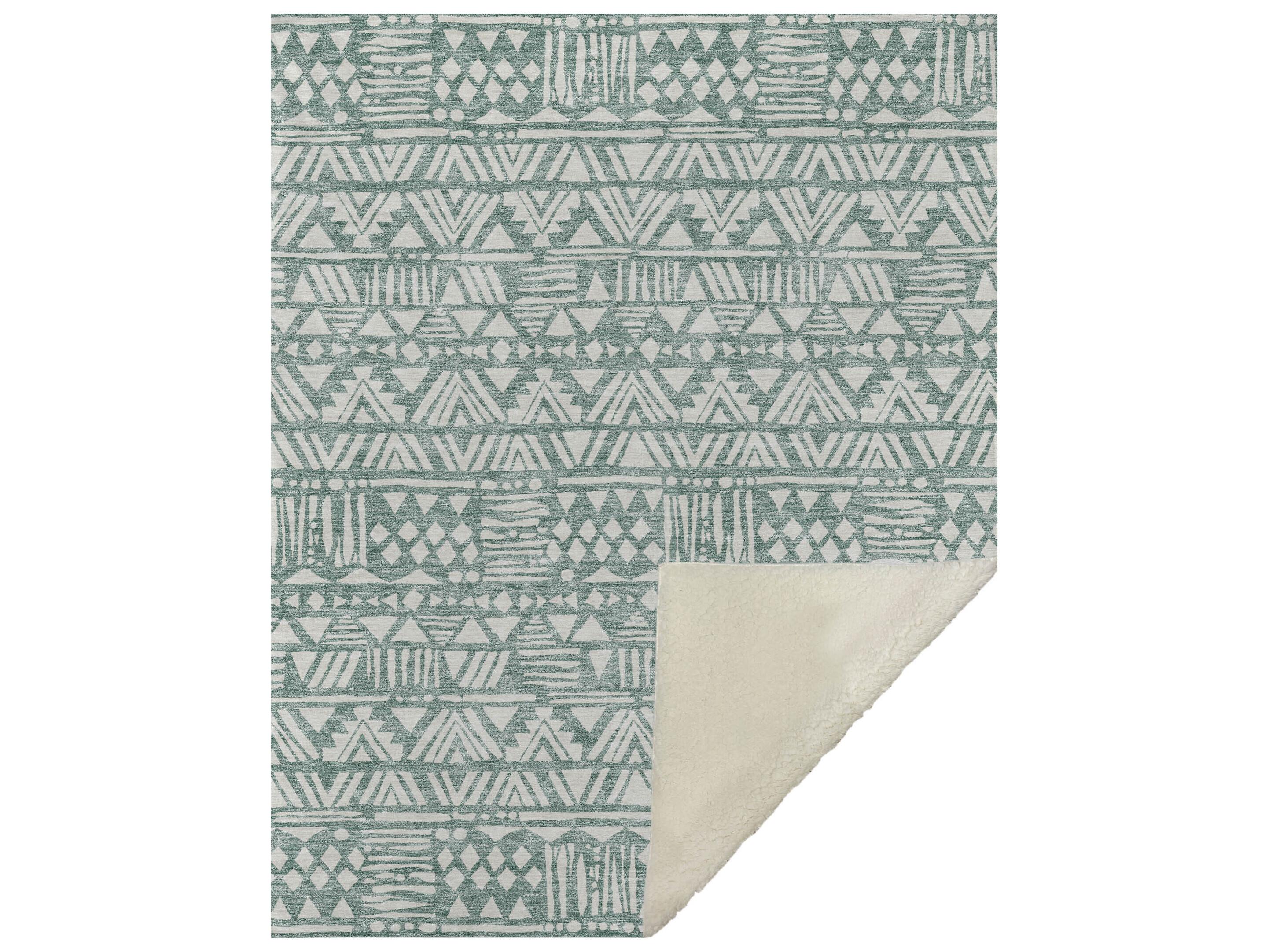 Dalyn Sherpa Green Polyester Throw