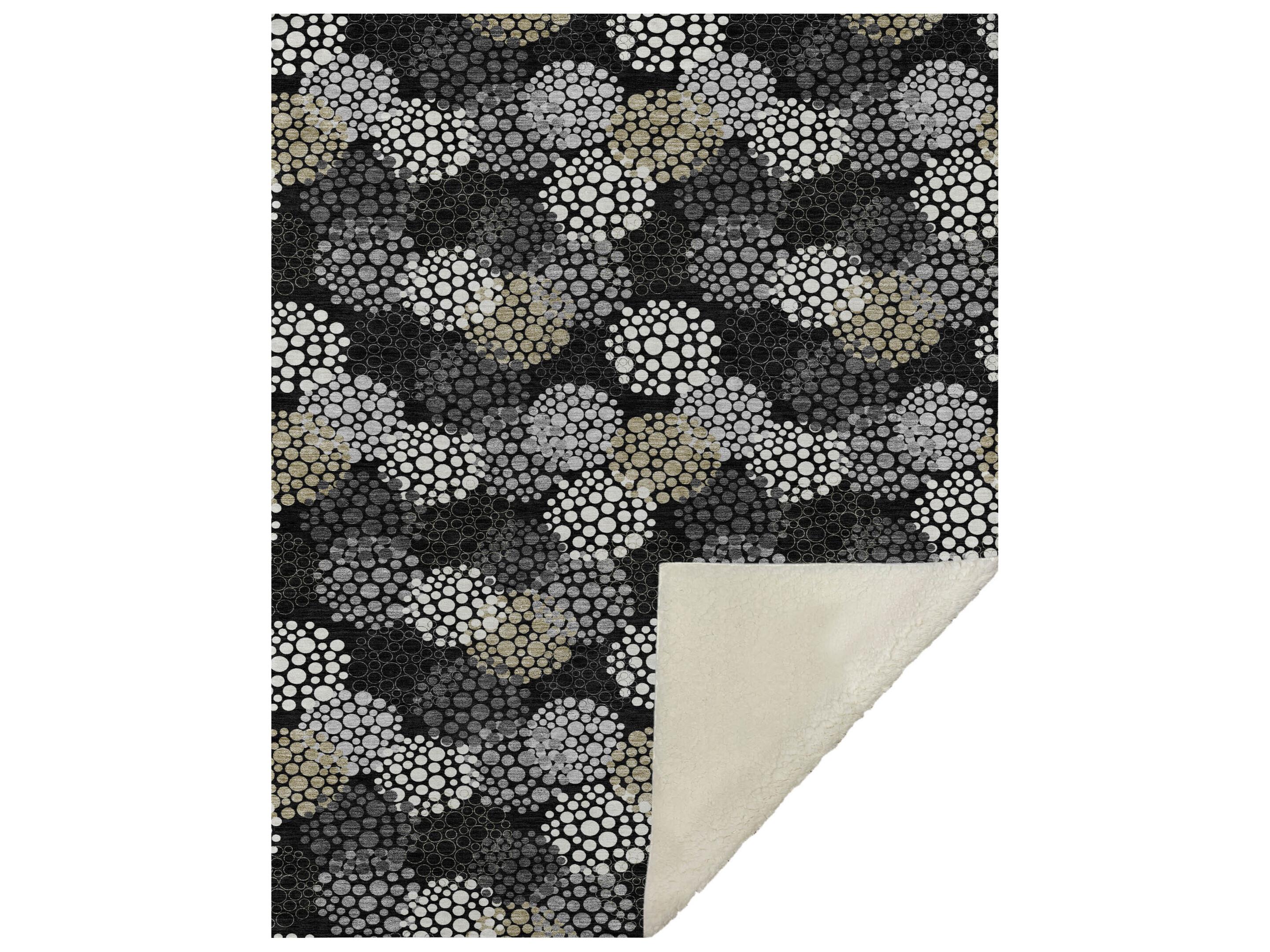 Dalyn Sherpa Black Polyester Throw