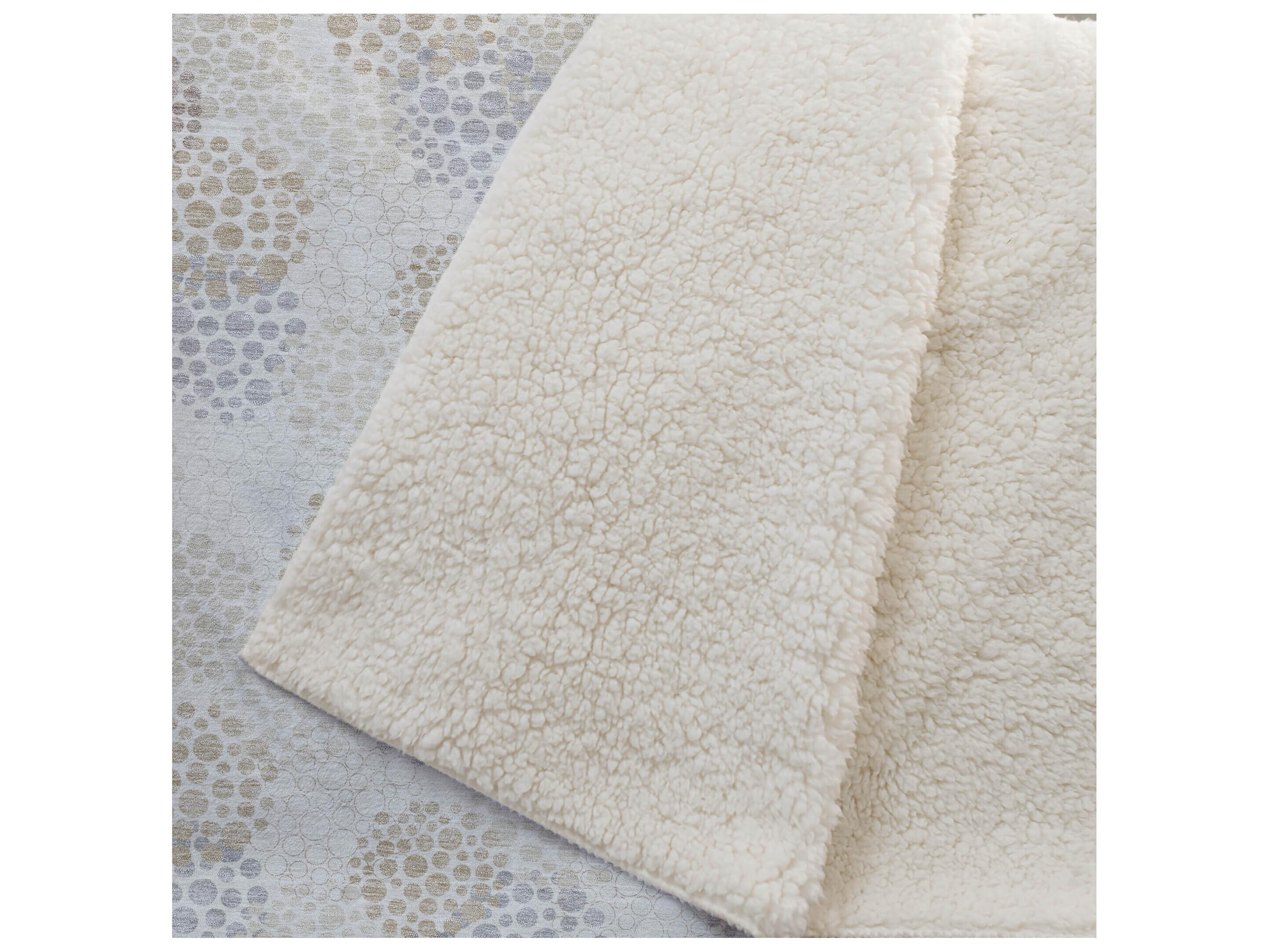 Dalyn Sherpa Ivory Polyester Throw