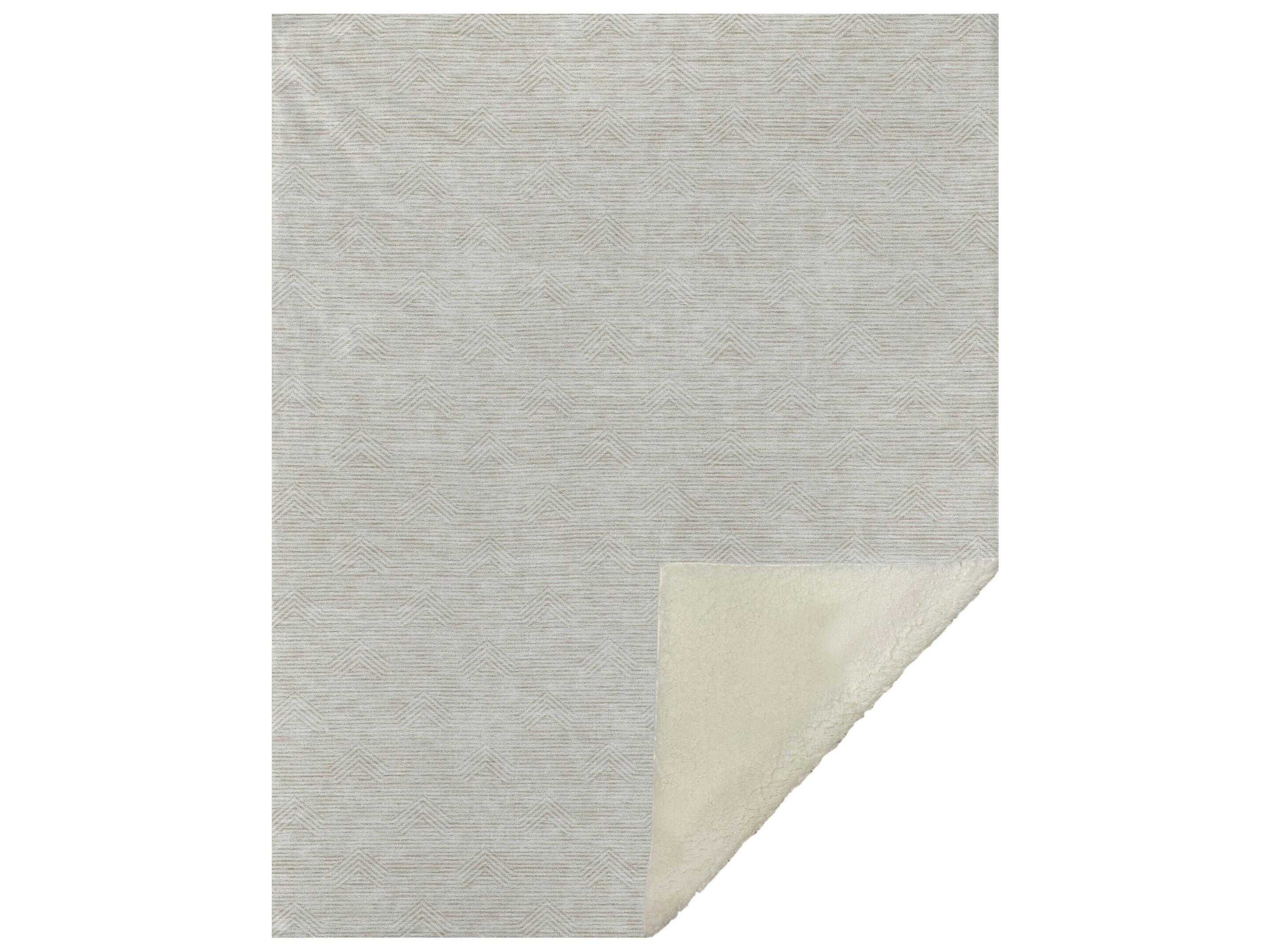 Dalyn Sherpa Ivory Polyester Throw