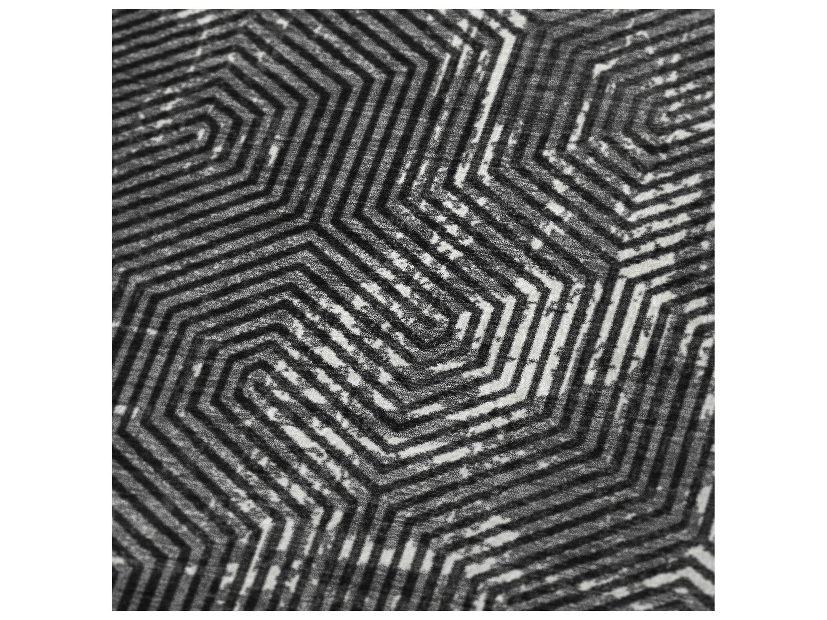 Dalyn Sherpa Black Polyester Throw