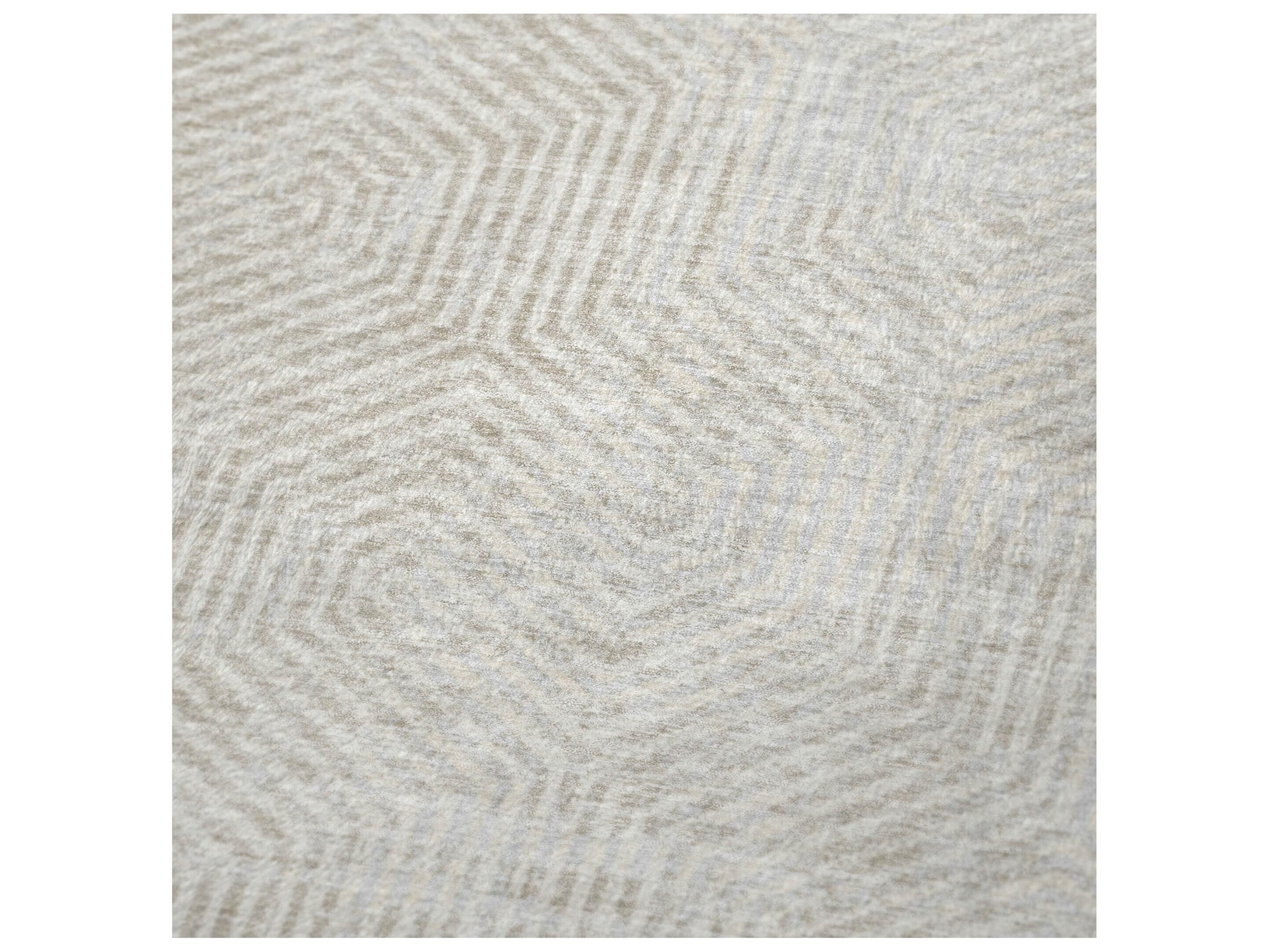 Dalyn Sherpa Ivory Polyester Throw