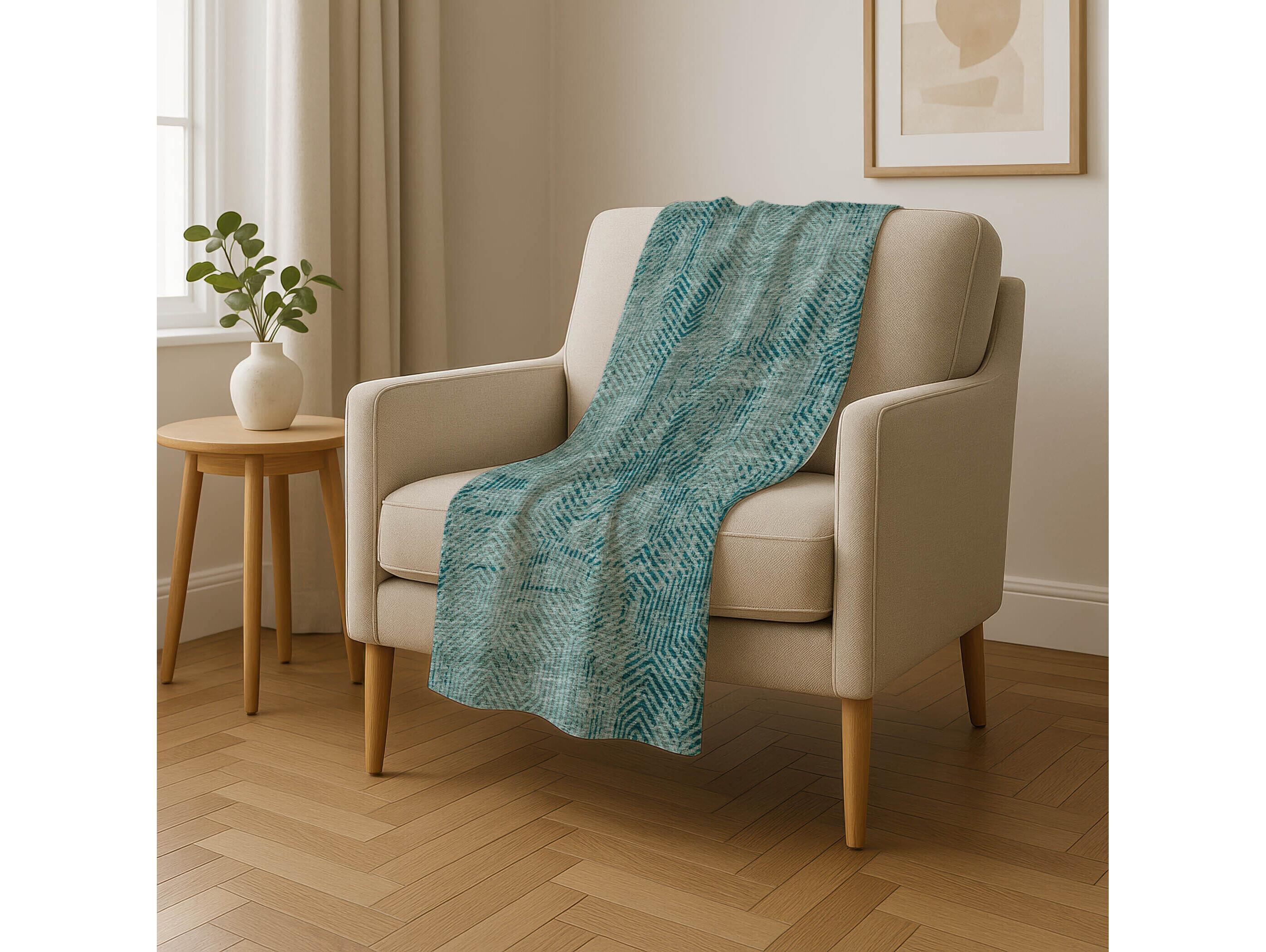 Dalyn Sherpa Teal Polyester Throw
