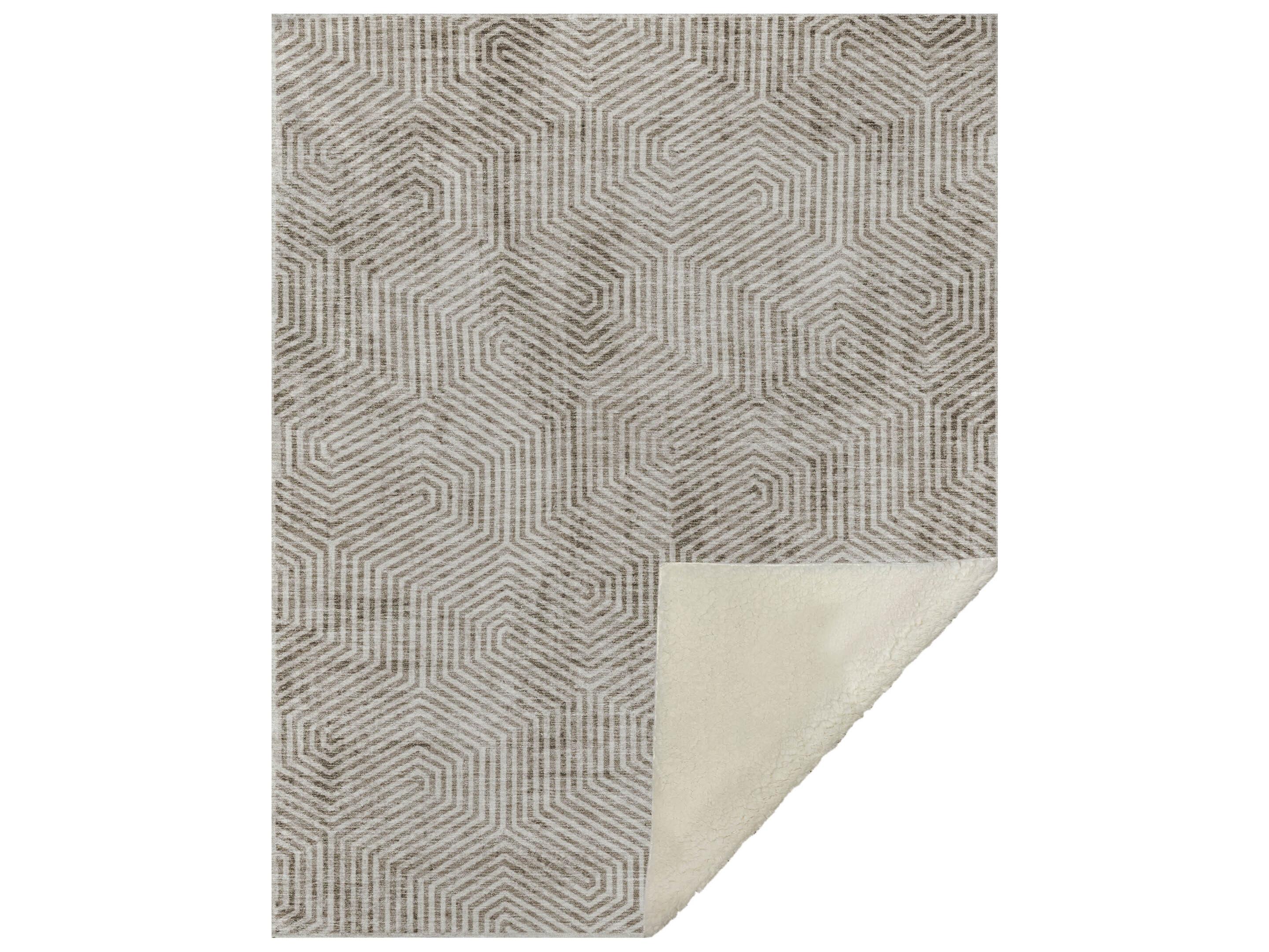 Dalyn Sherpa Brown Polyester Throw