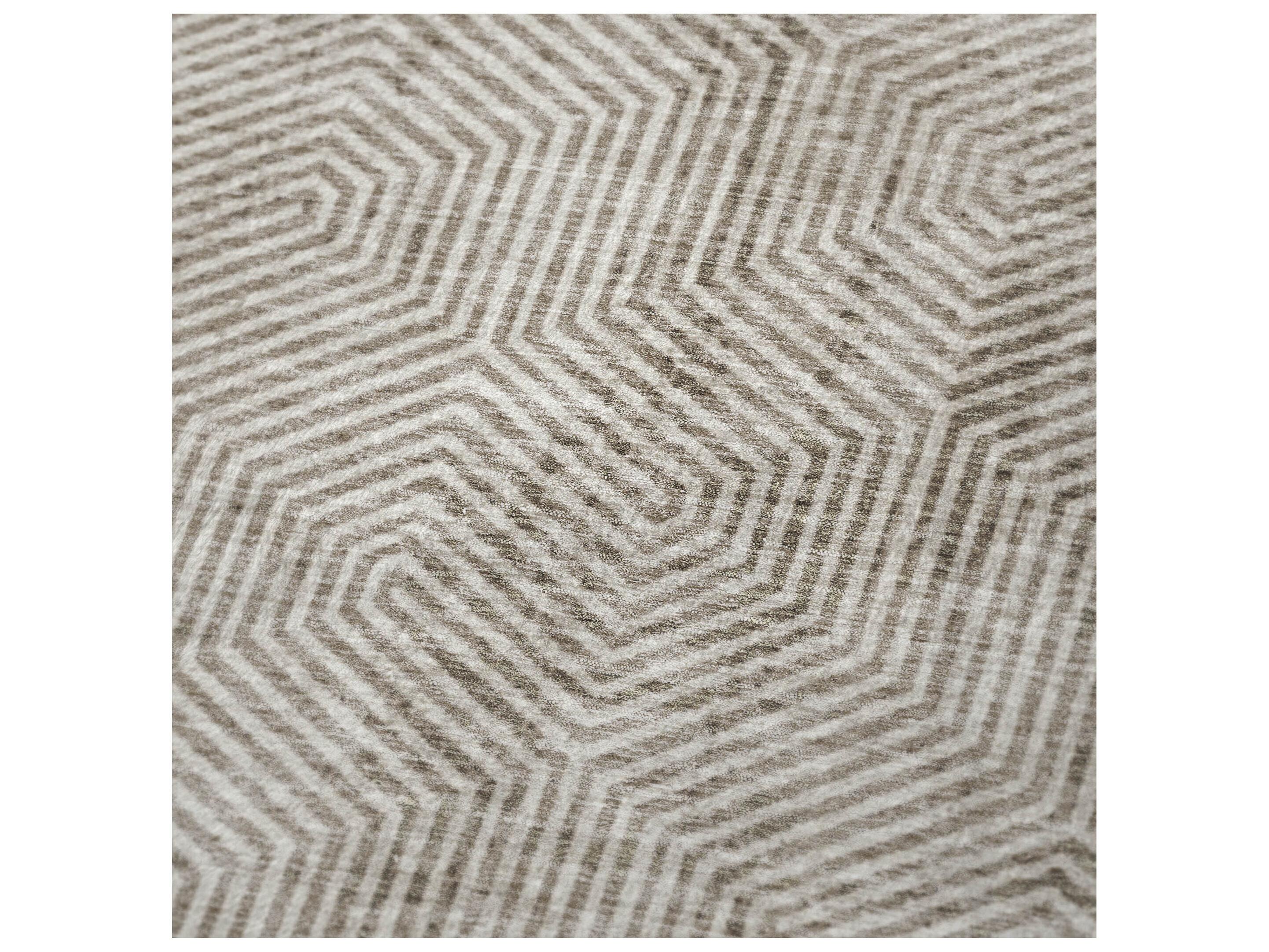 Dalyn Sherpa Brown Polyester Throw