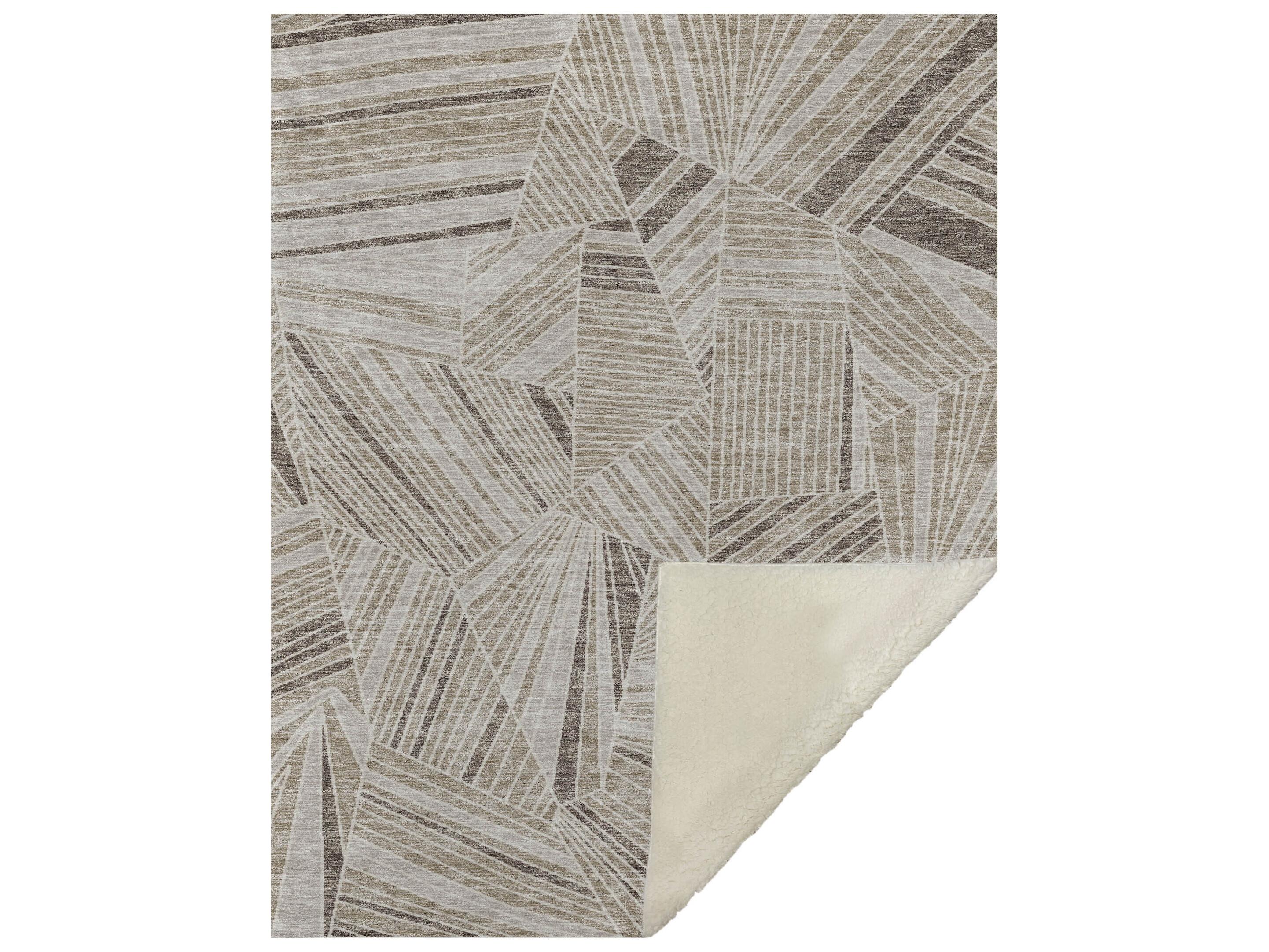 Dalyn Sherpa Brown Polyester Throw