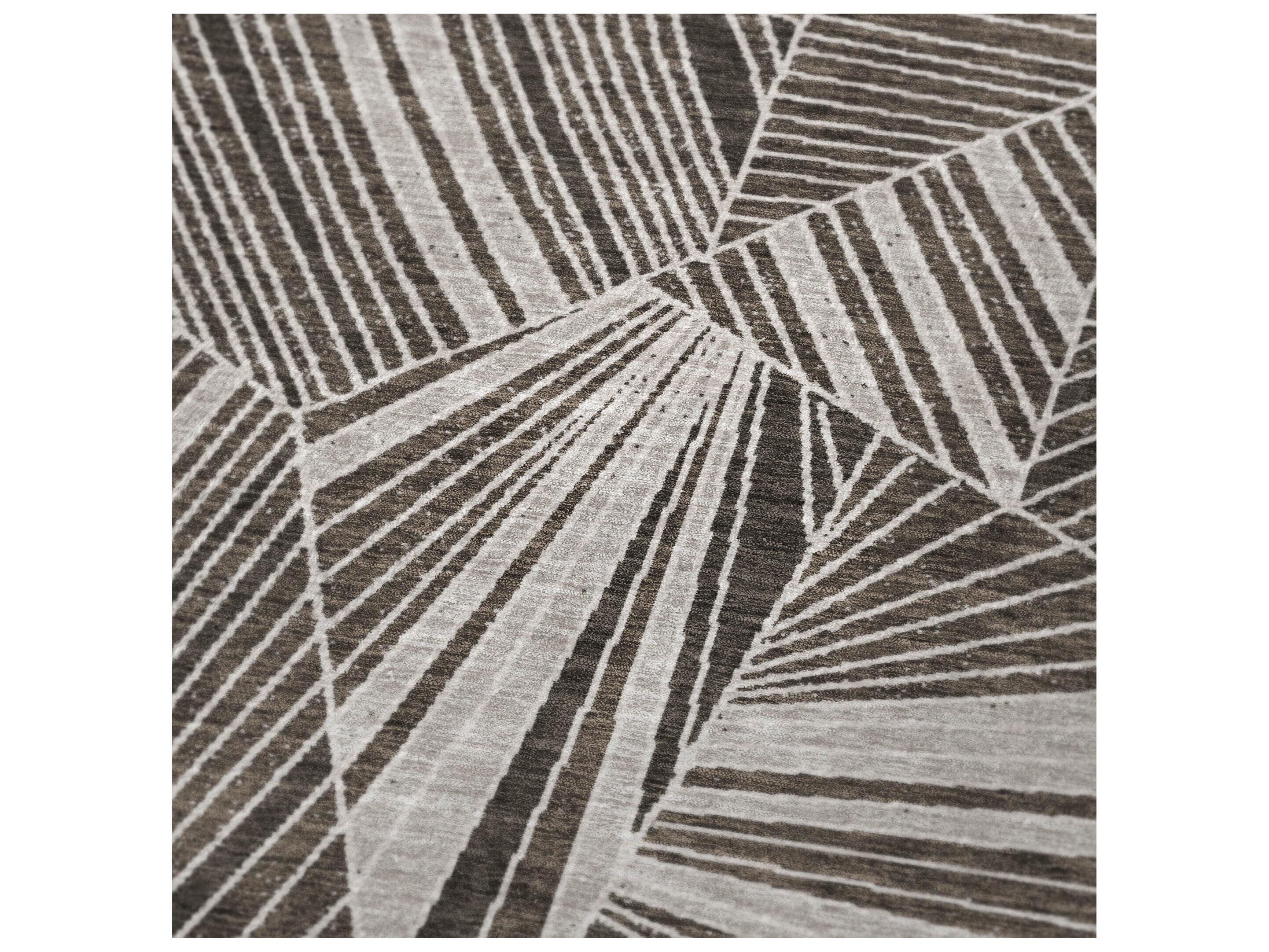 Dalyn Sherpa Brown Polyester Throw