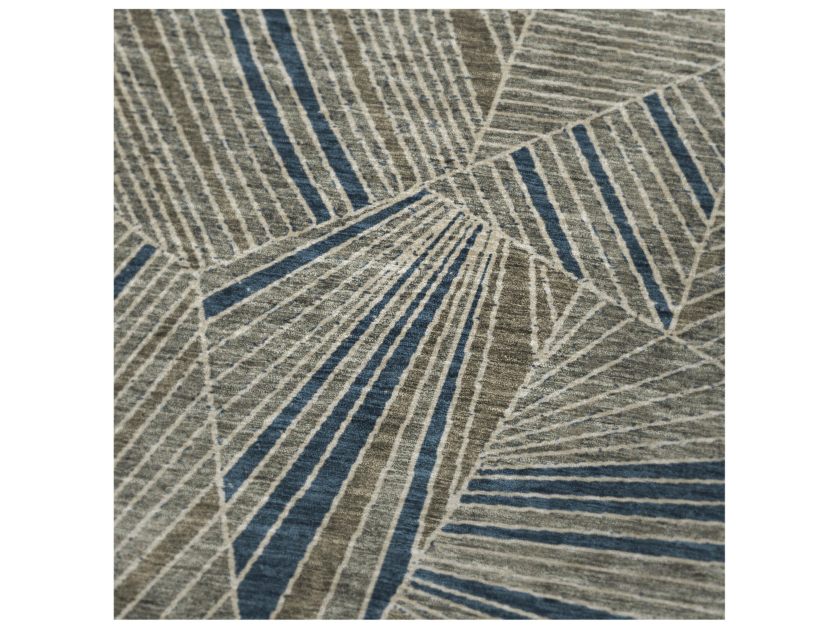 Dalyn Sherpa Brown Polyester Throw