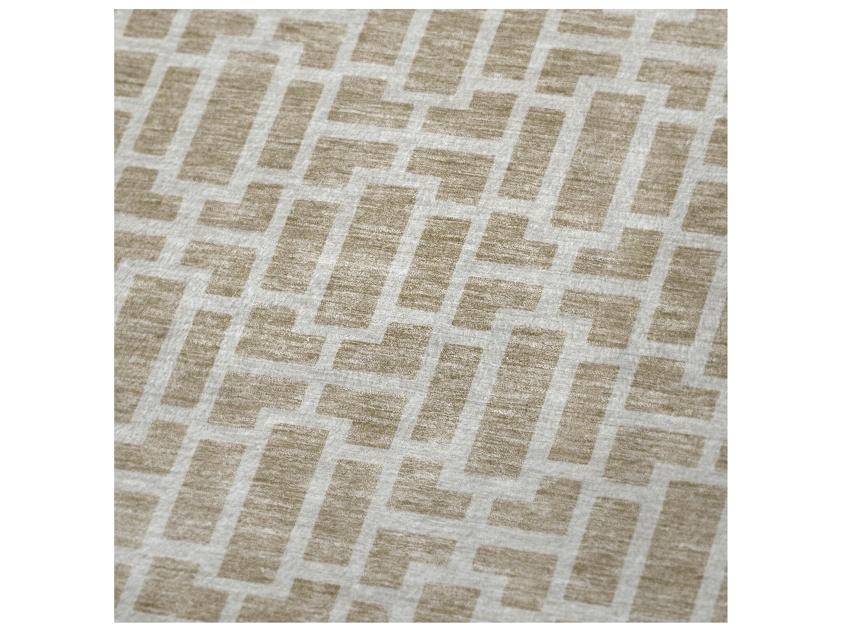 Dalyn Sherpa Brown Polyester Throw