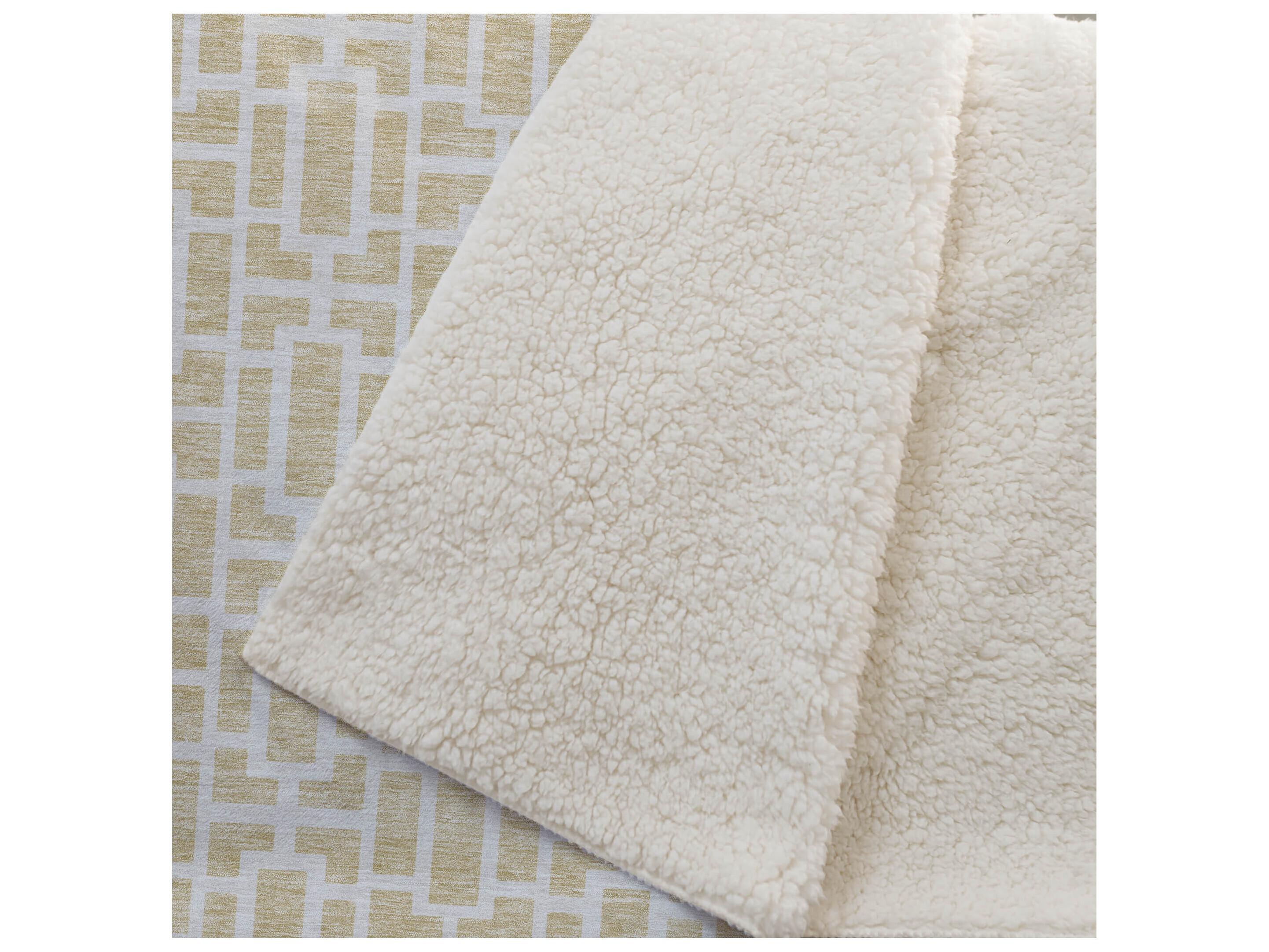 Dalyn Sherpa Gold Polyester Throw