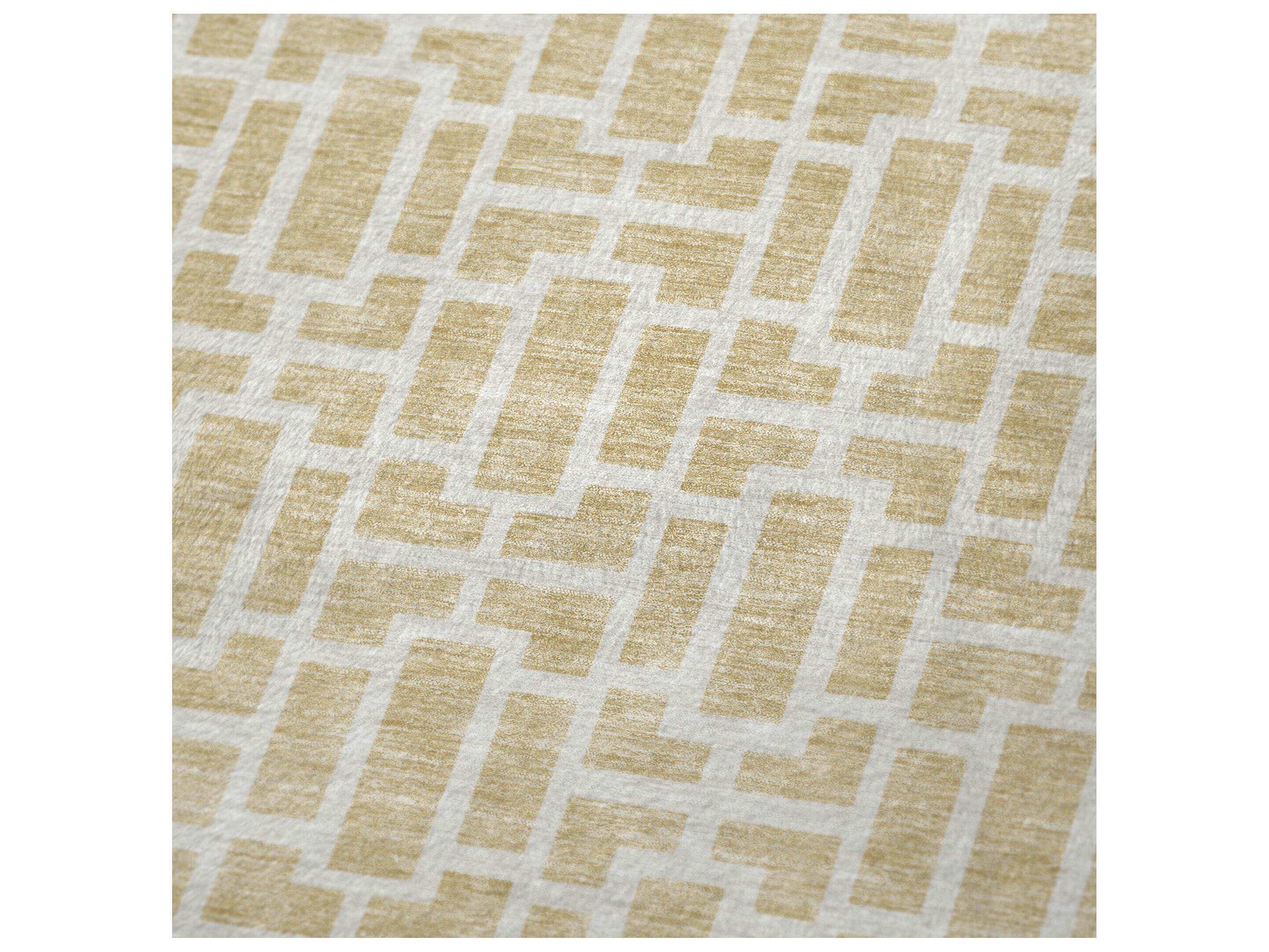 Dalyn Sherpa Gold Polyester Throw