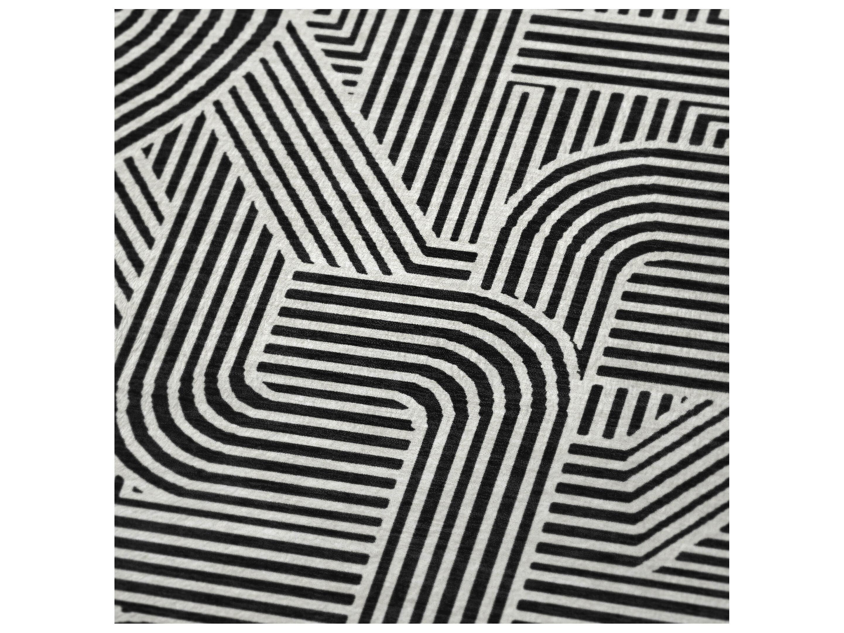 Dalyn Sherpa Black Polyester Throw