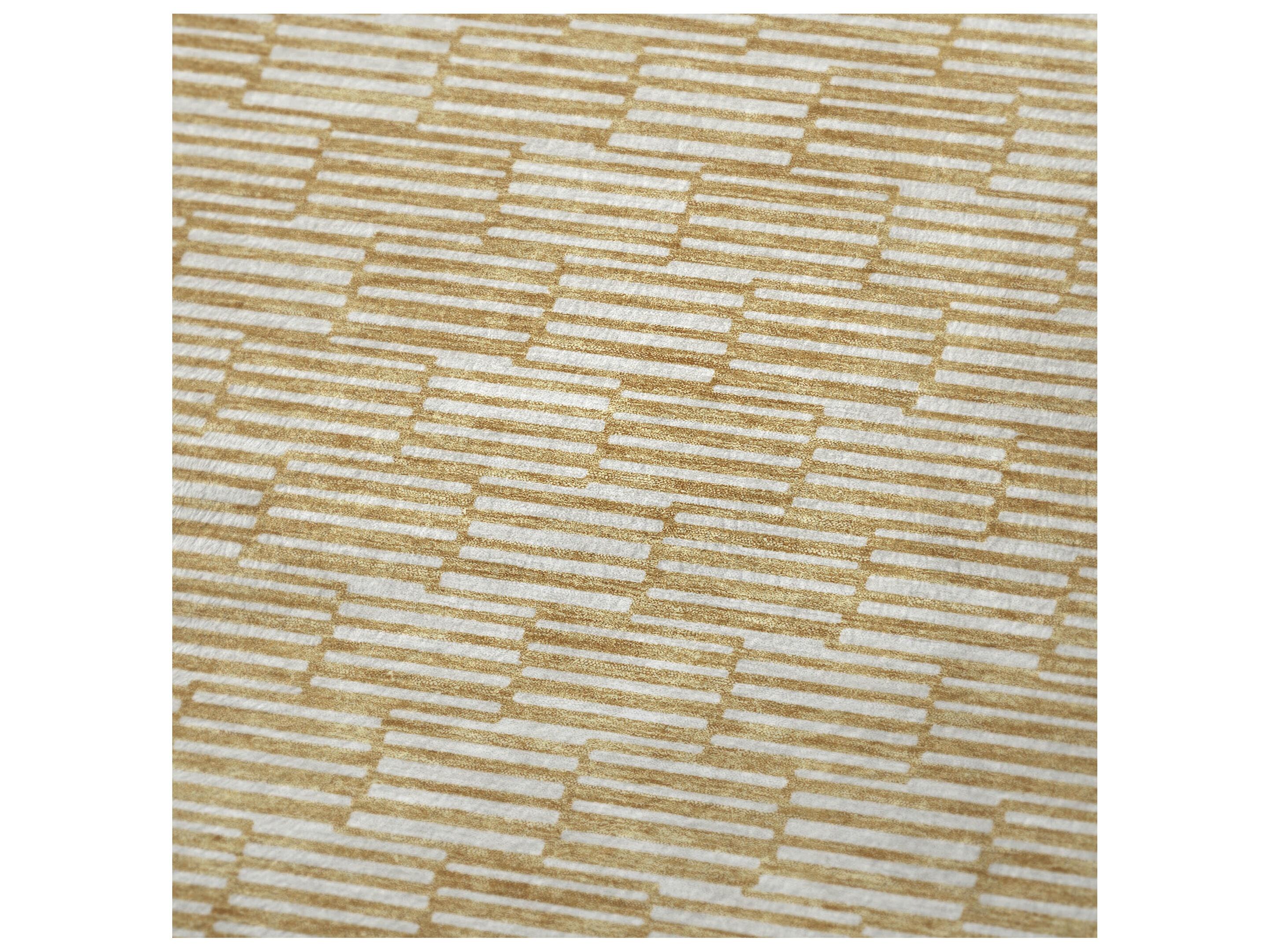 Dalyn Sherpa Gold Polyester Throw