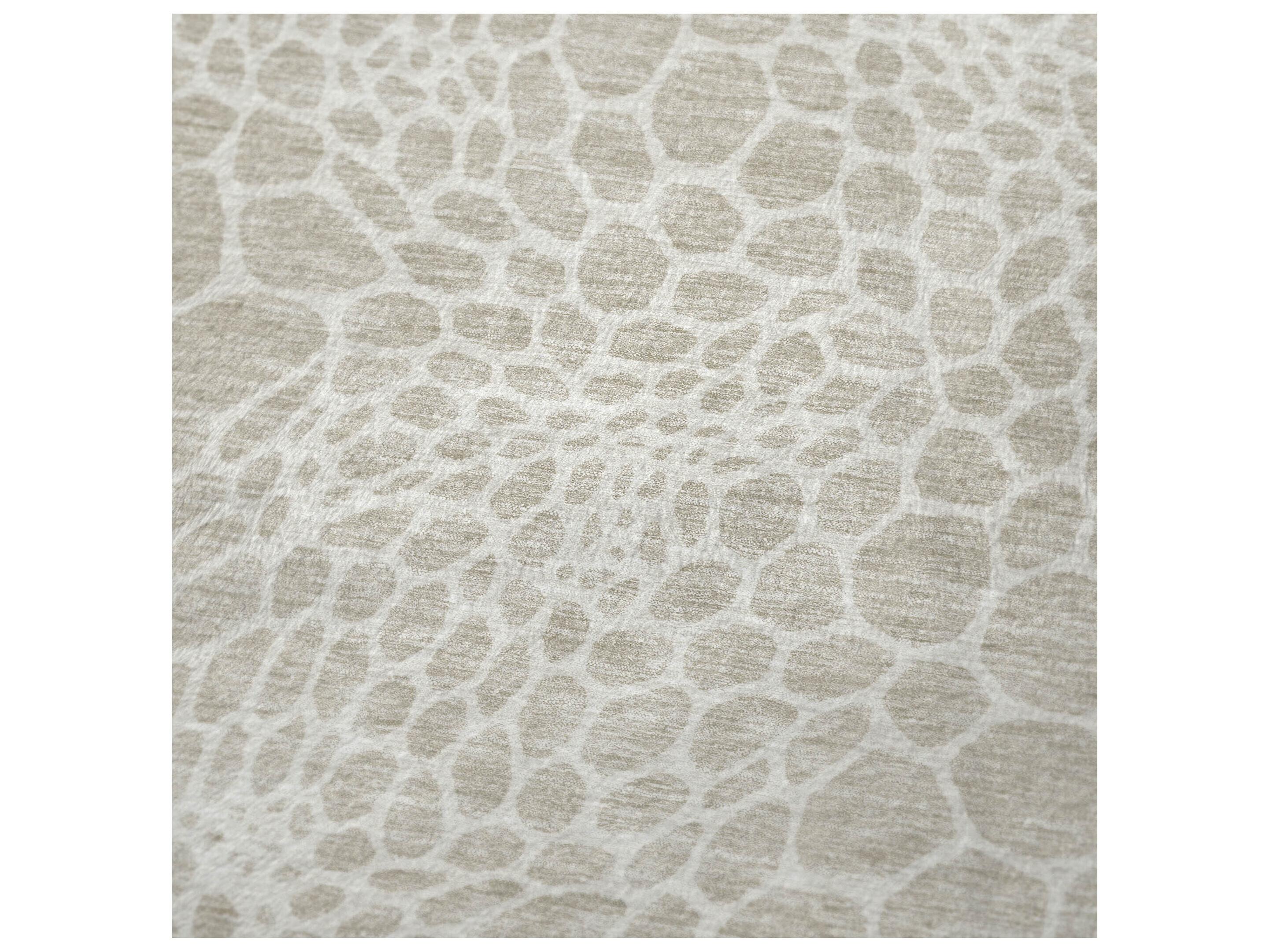 Dalyn Sherpa Brown Polyester Throw