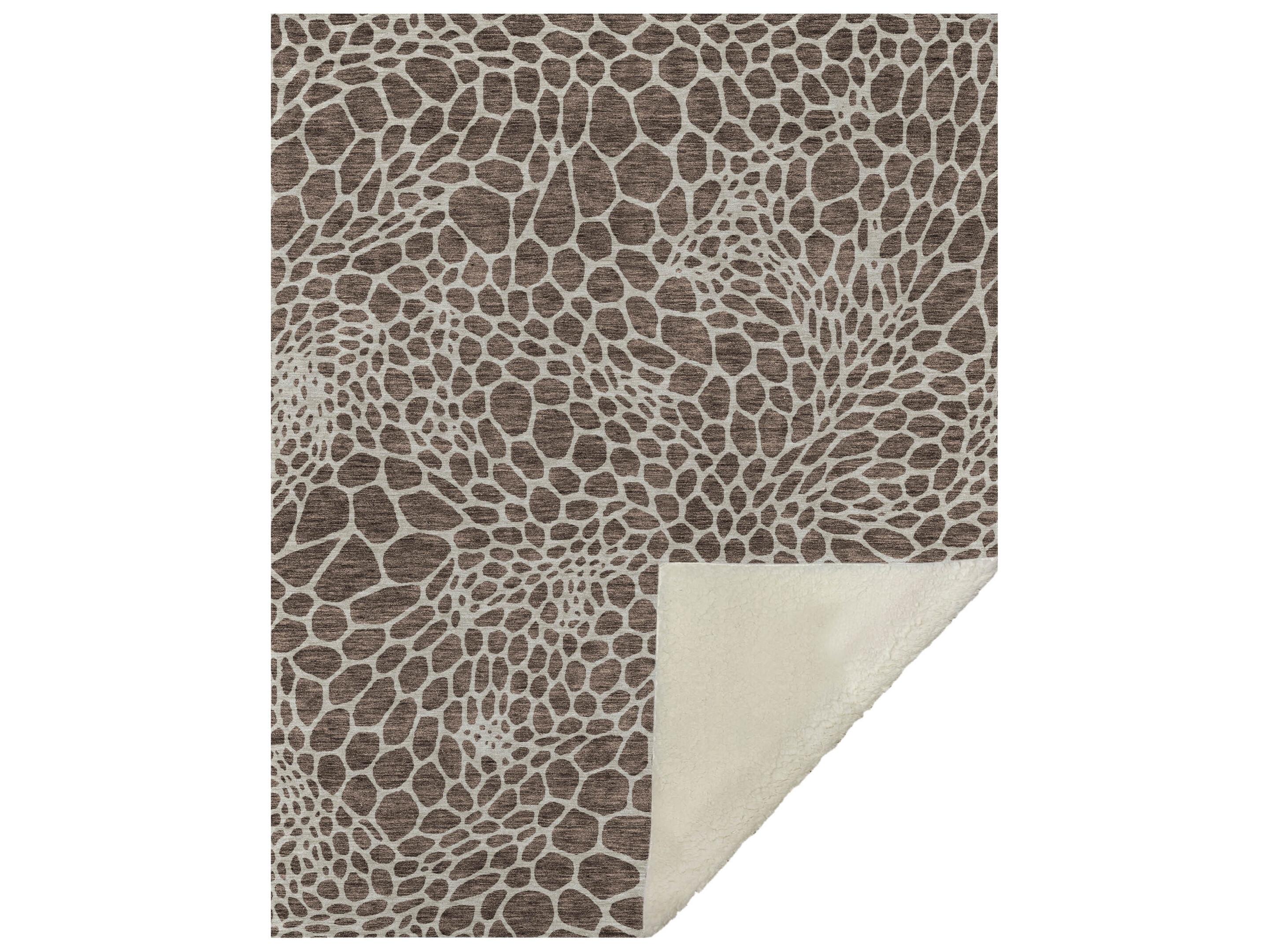 Dalyn Sherpa Brown Polyester Throw