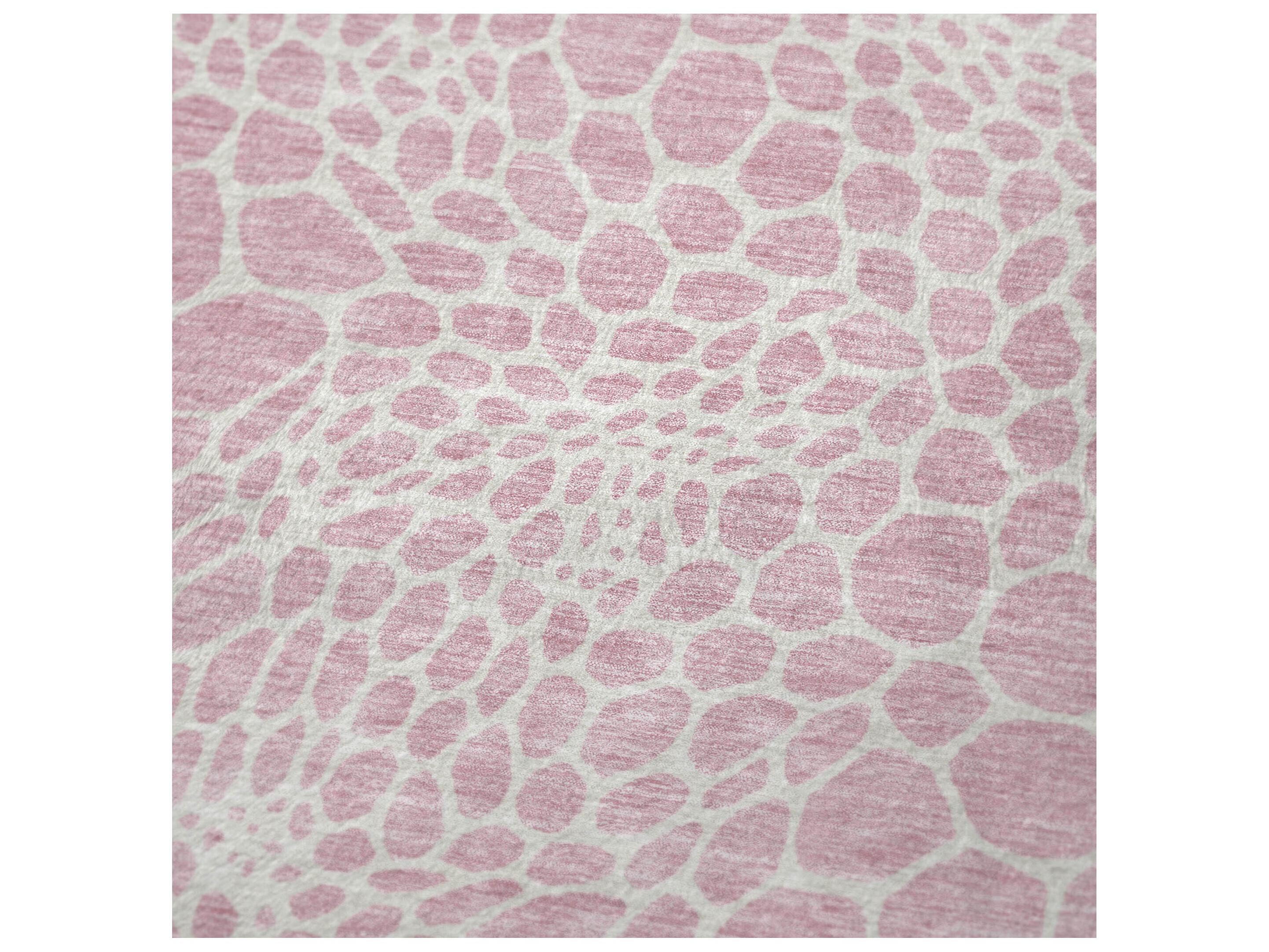 Dalyn Sherpa Pink Polyester Throw
