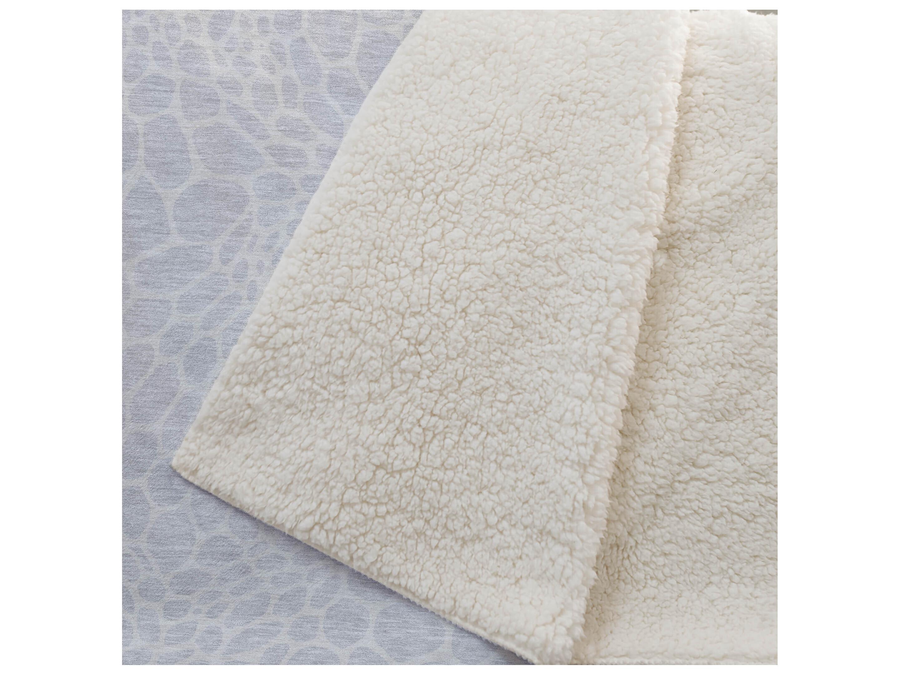 Dalyn Sherpa Gray Polyester Throw