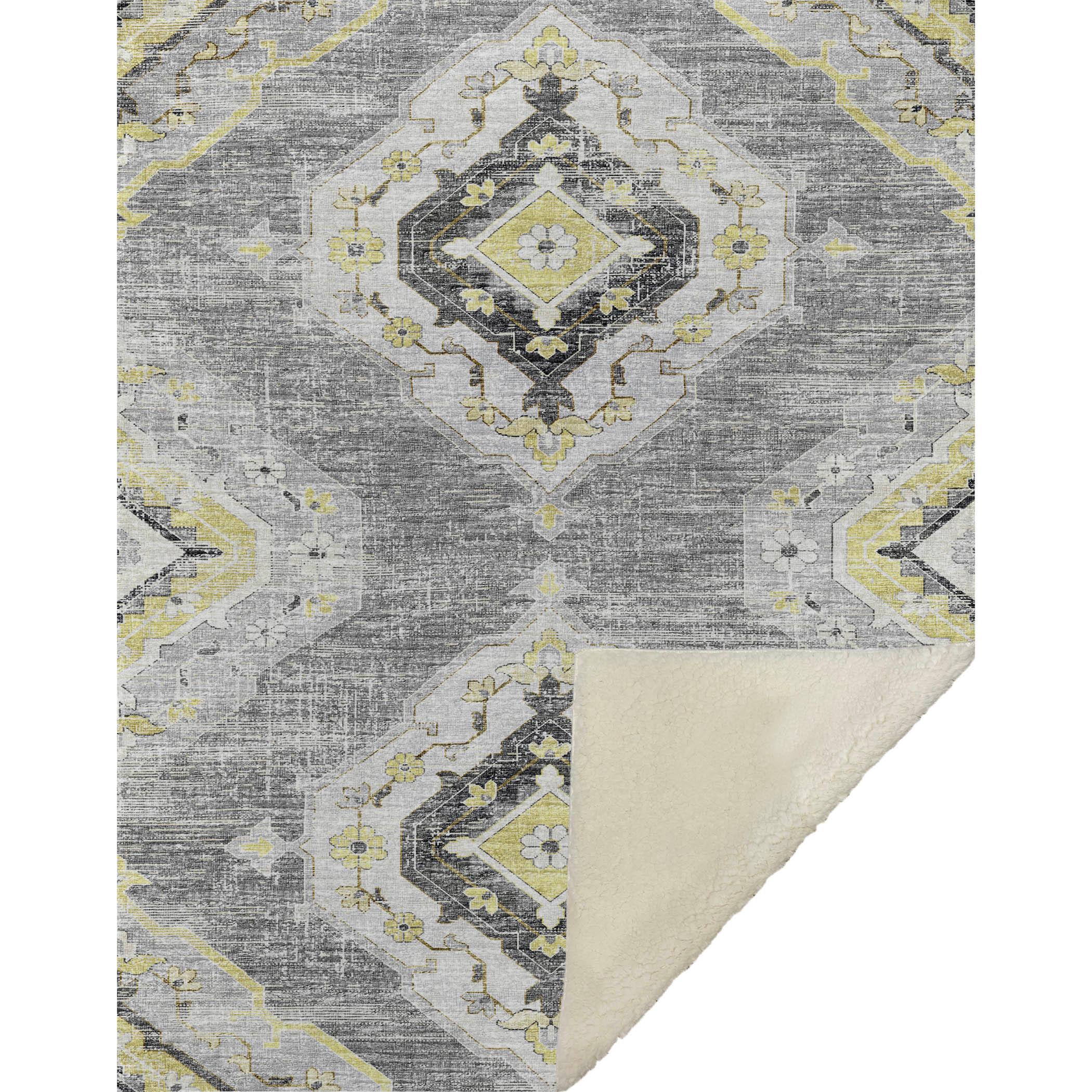 Dalyn Sherpa Gray Polyester Throw