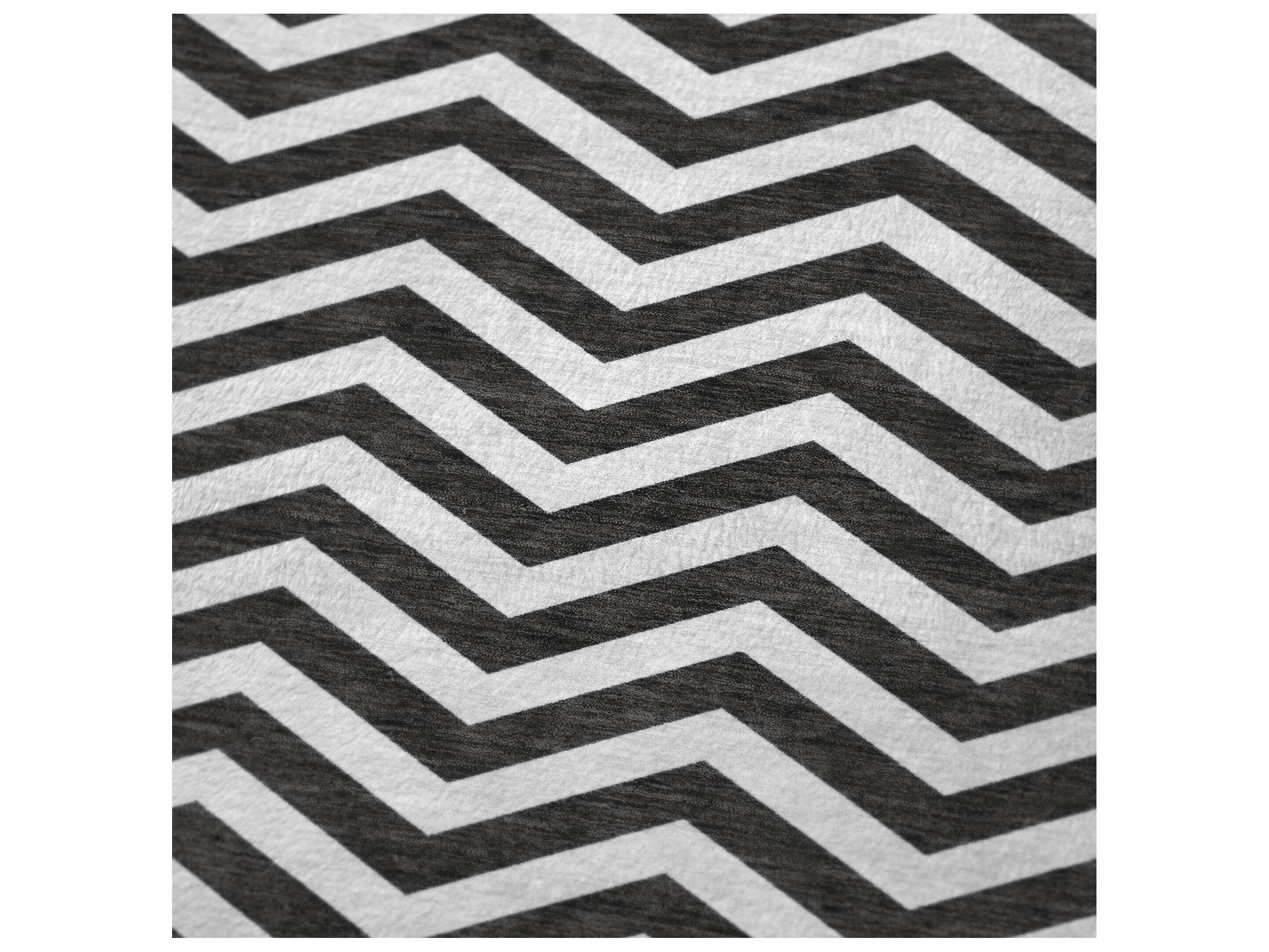 Dalyn Sherpa Black Polyester Throw