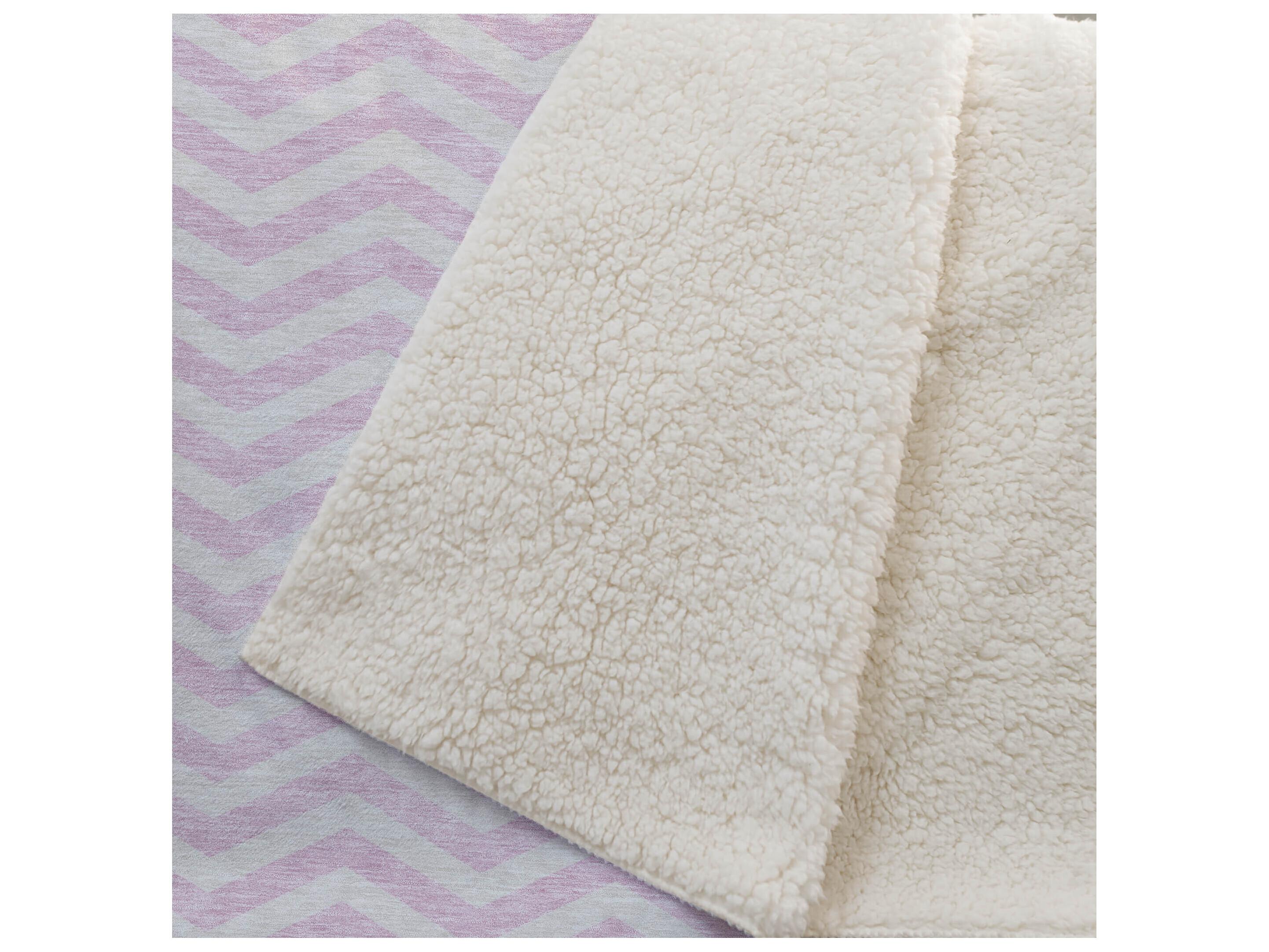 Dalyn Sherpa Pink Polyester Throw