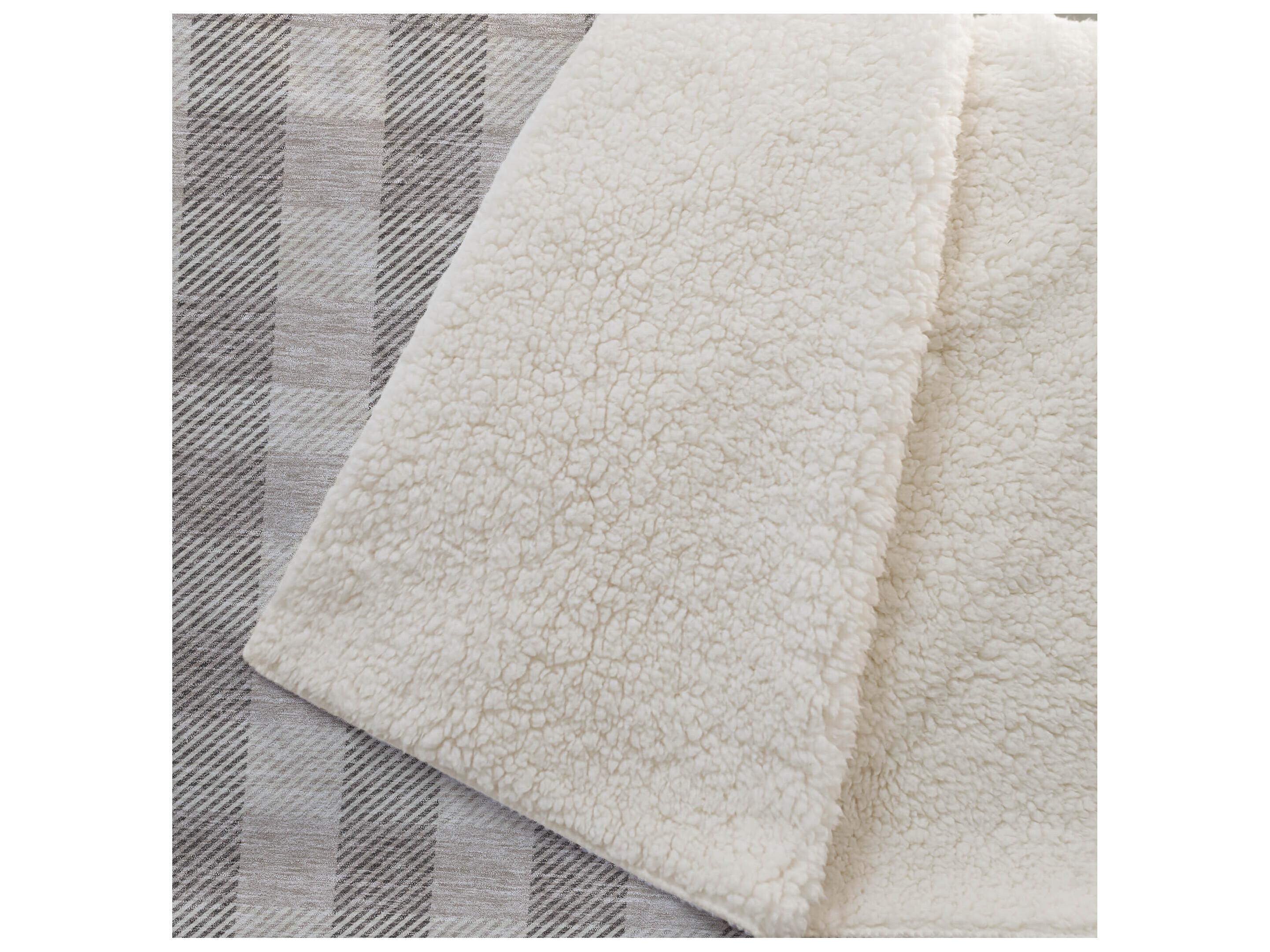 Dalyn Sherpa Brown Polyester Throw