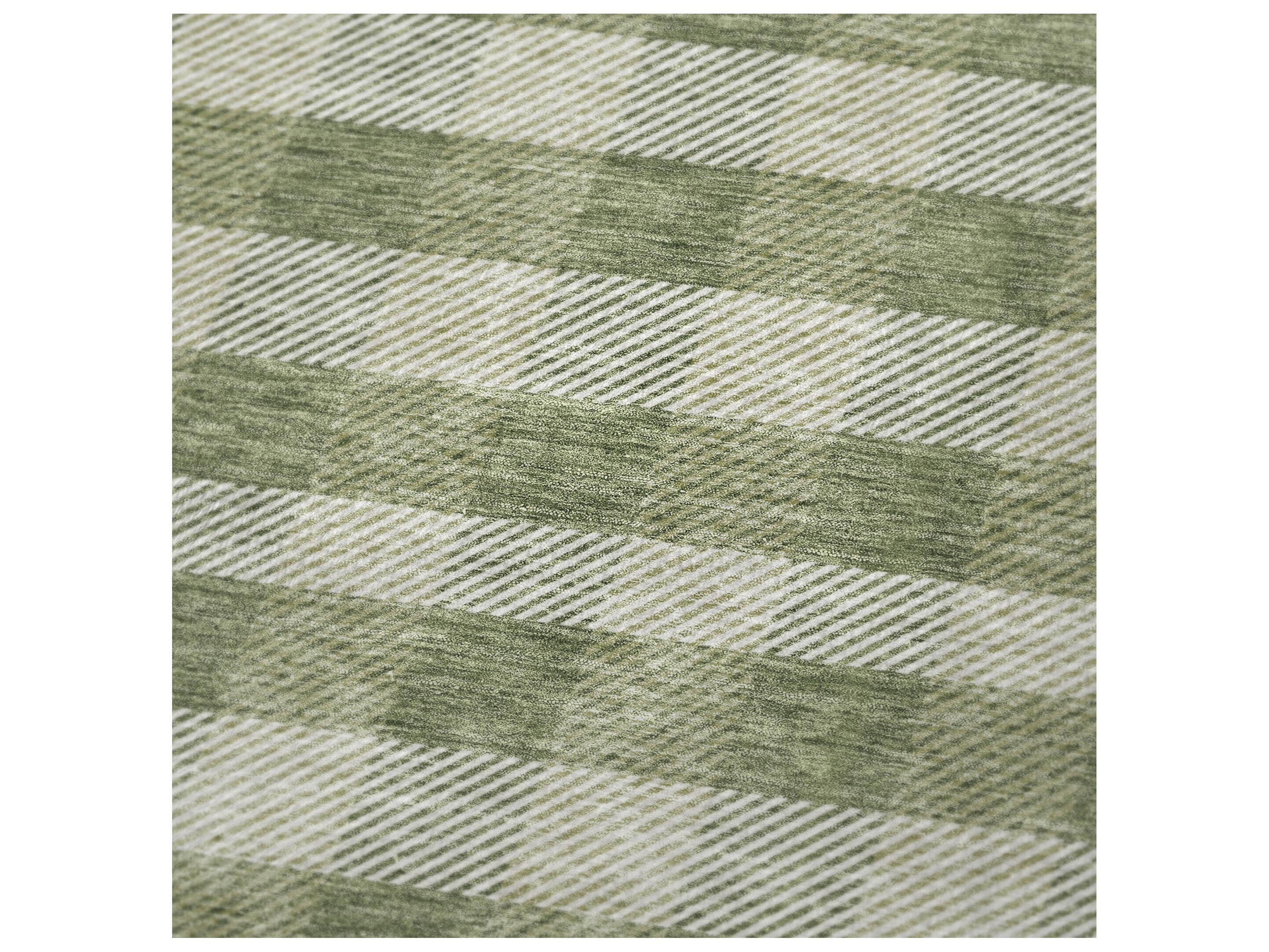 Dalyn Sherpa Green Polyester Throw
